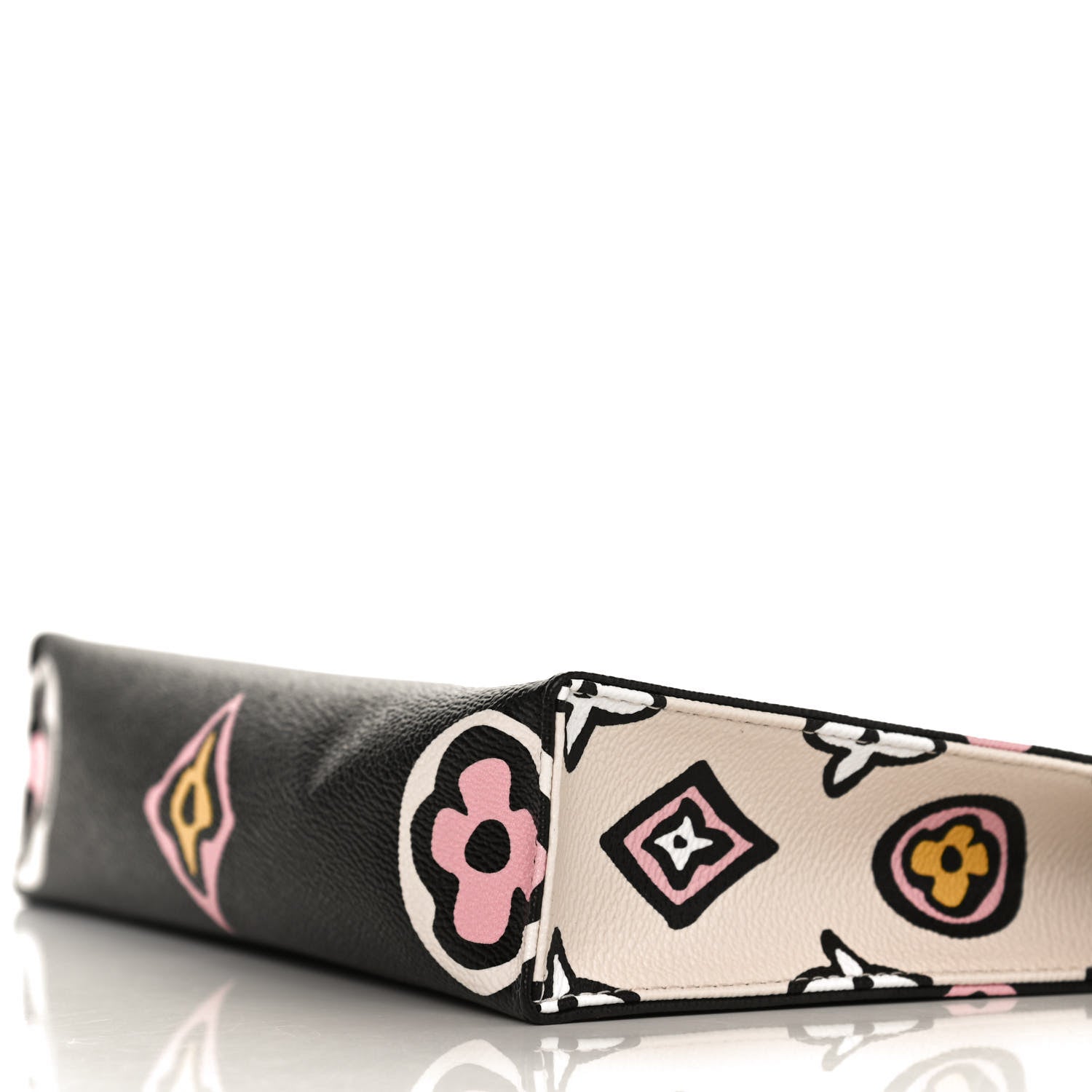 Louis Vuitton Monogram Giant Wild At Heart Toiletry Pouch 26 Black 8 of 11