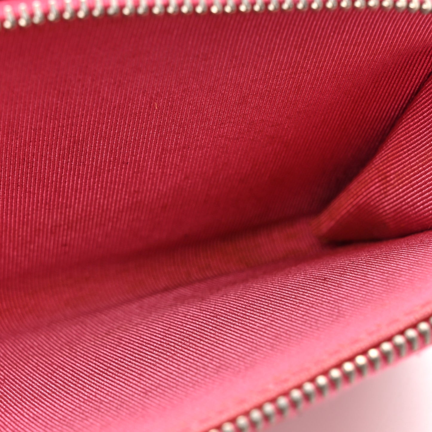 Patent Calfskin Quilted Zip Around Phone Holder Fuchsia