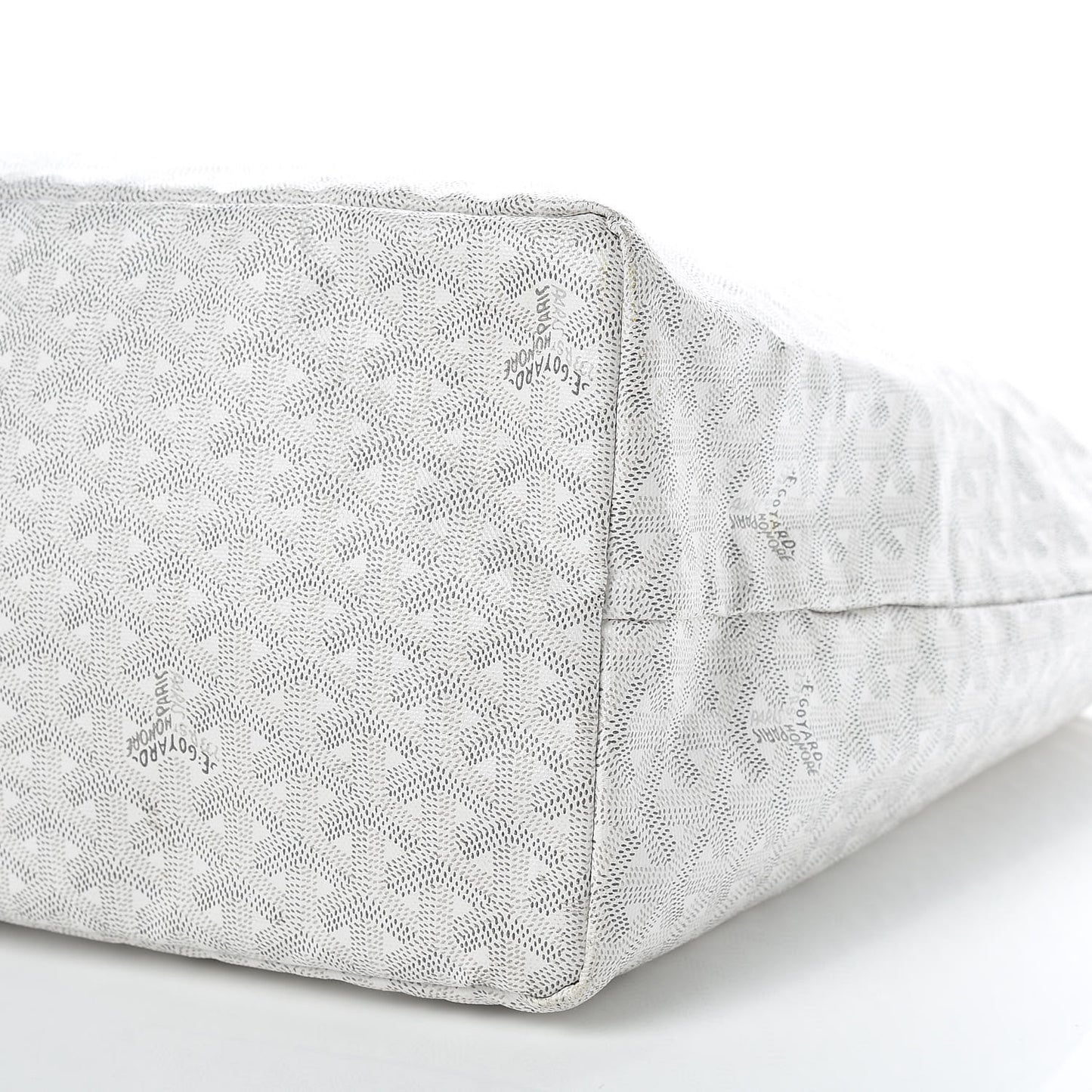 Goyardine Saint Louis GM White