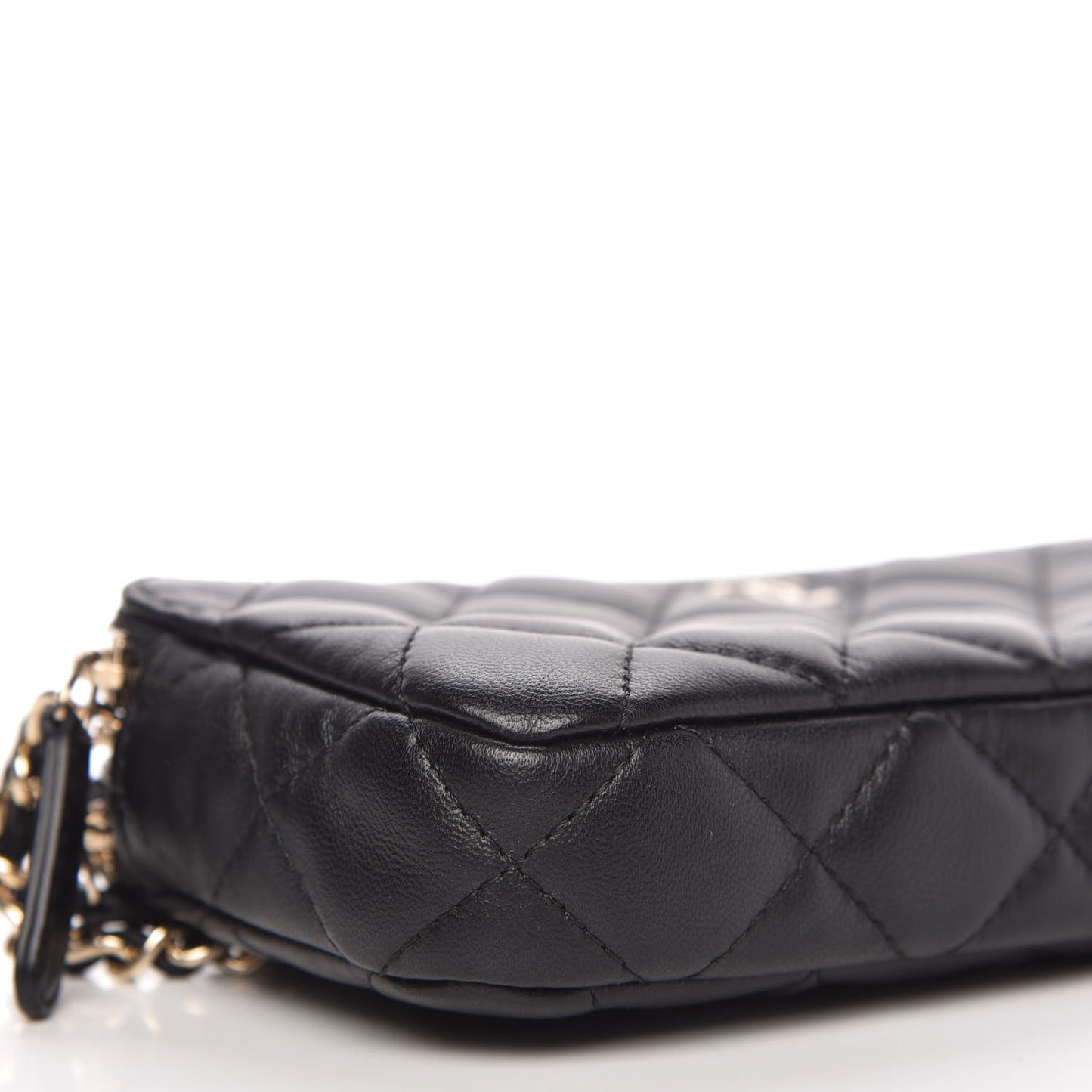 Lambskin Quilted Small Clutch With Chain Black