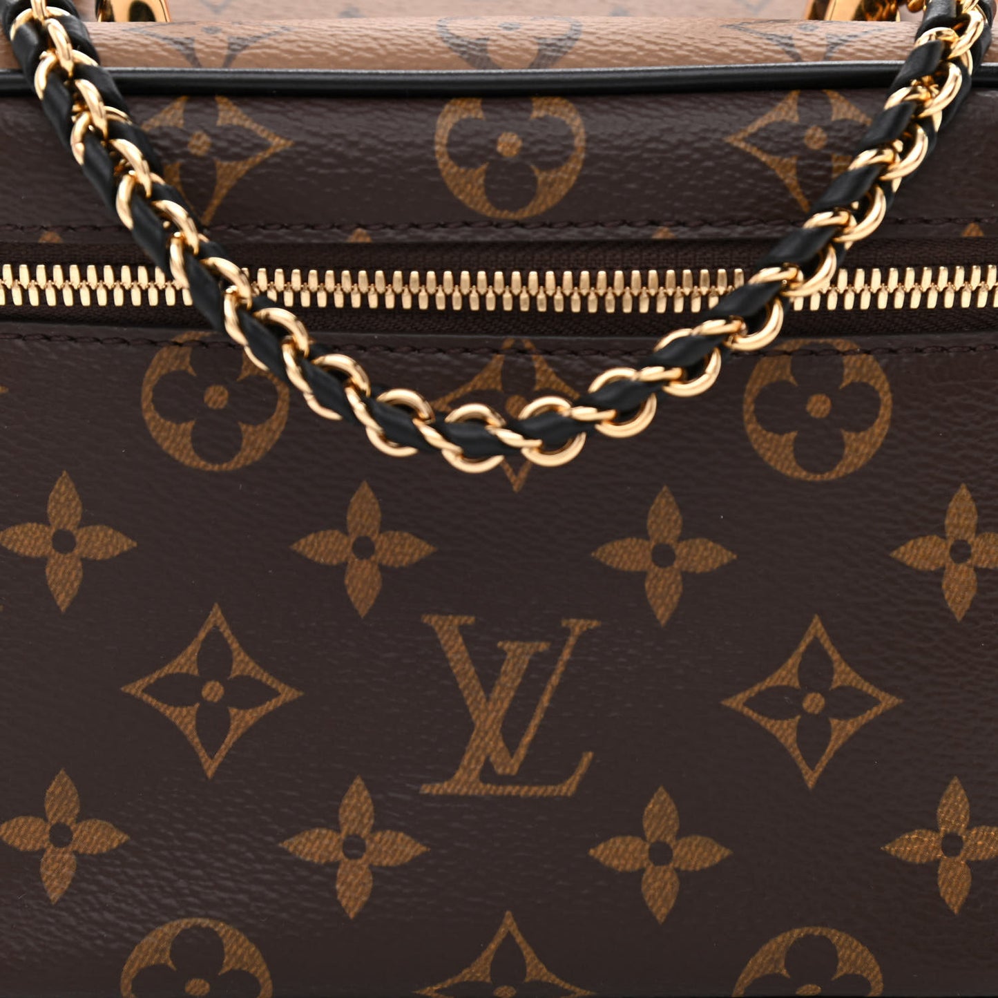 Reverse Monogram Vanity PM