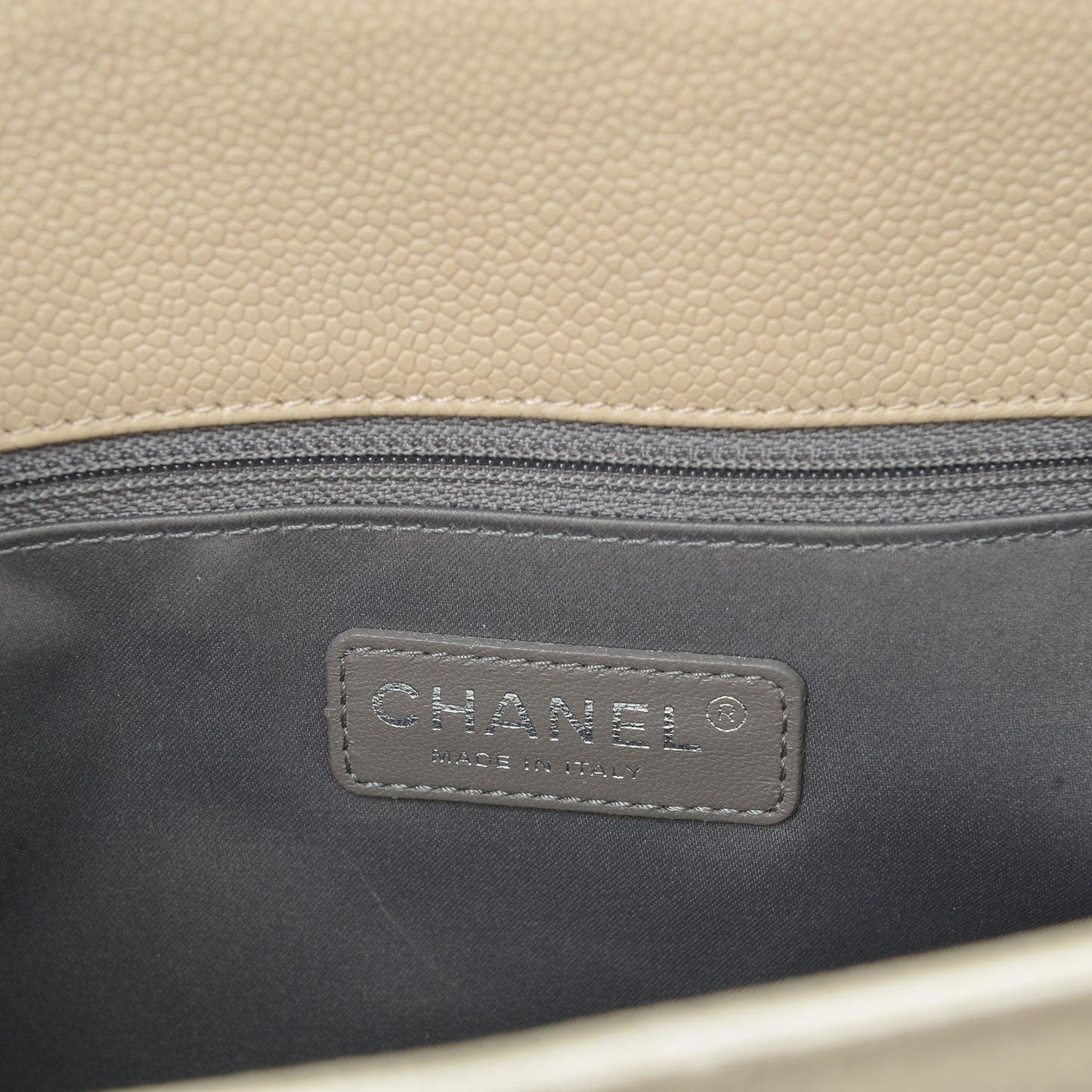 Caviar Quilted Grand Shopping Tote GST Beige Clair