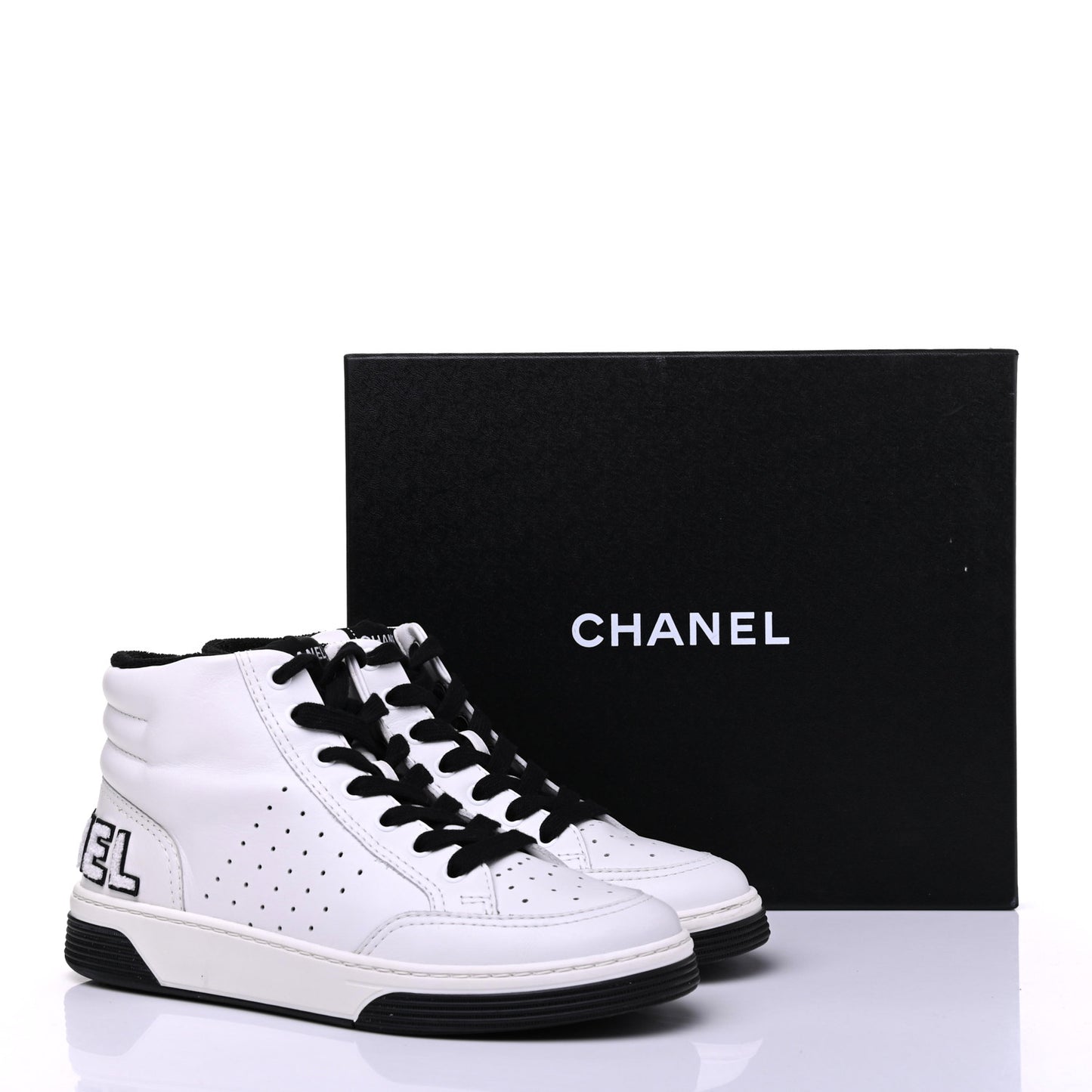 Calfskin Womens Logo High Top Sneakers 39 Black White