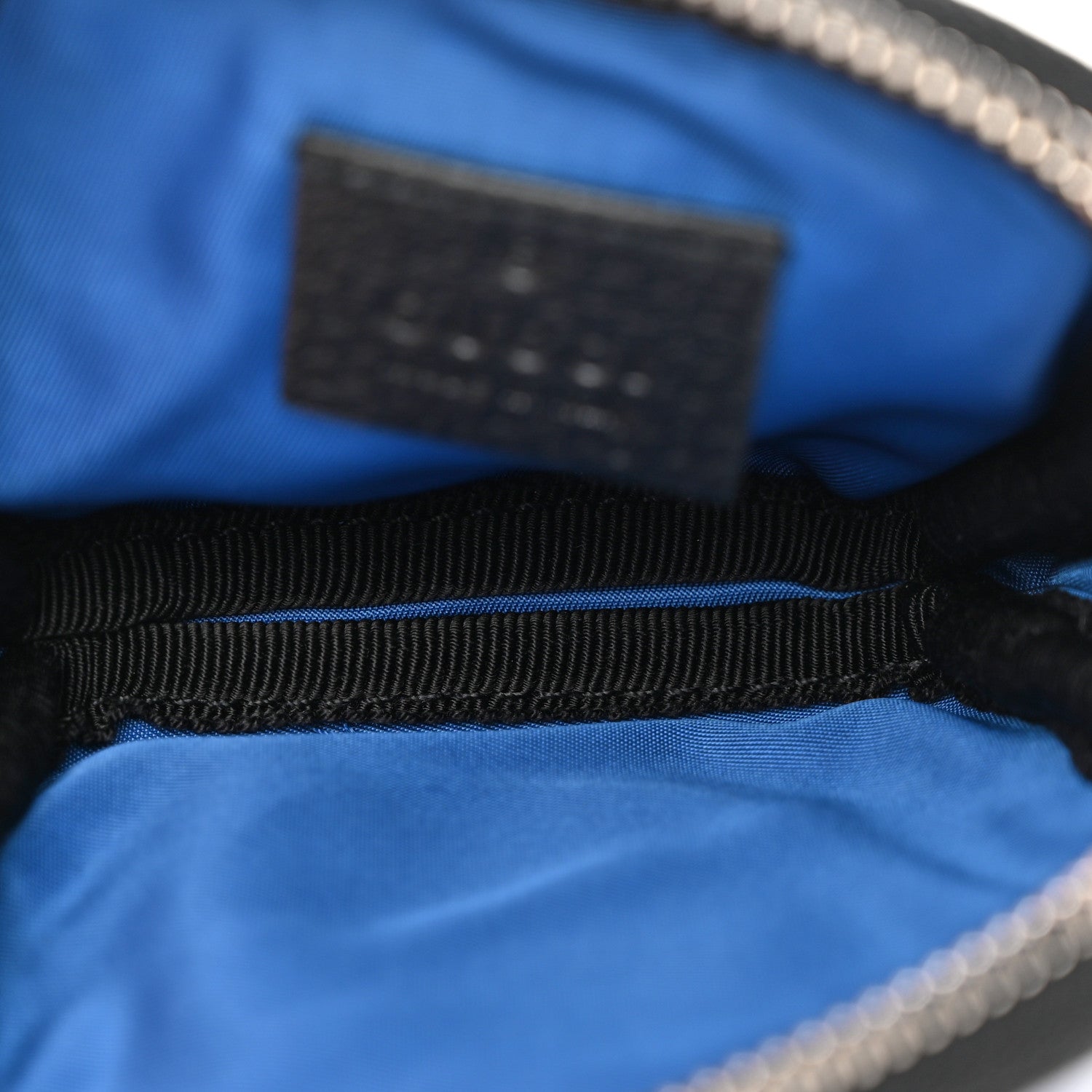 Gucci Econyl Nylon Monogram Off The Grid Headphone Case Guilted Blue Black 3 of 7