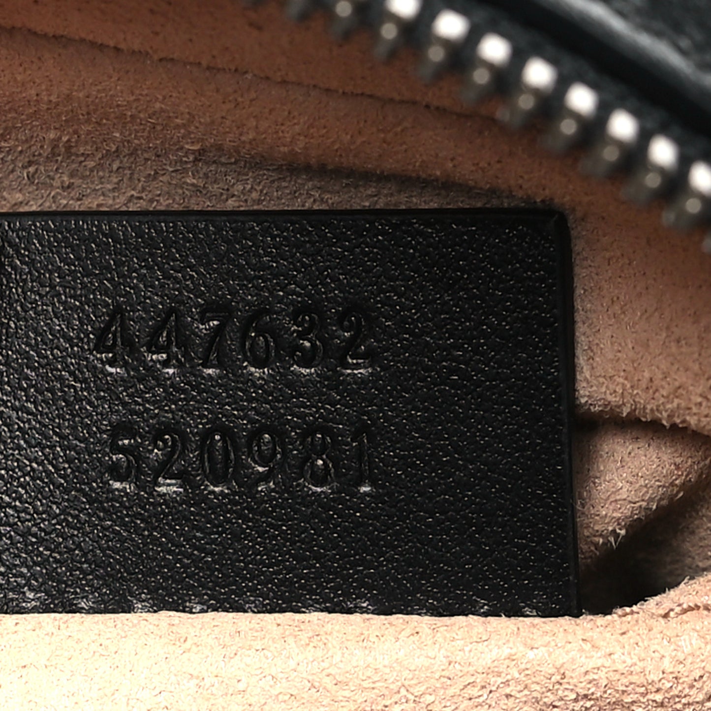 Calfskin Matelasse Small GG Marmont Chain Shoulder Bag Black
