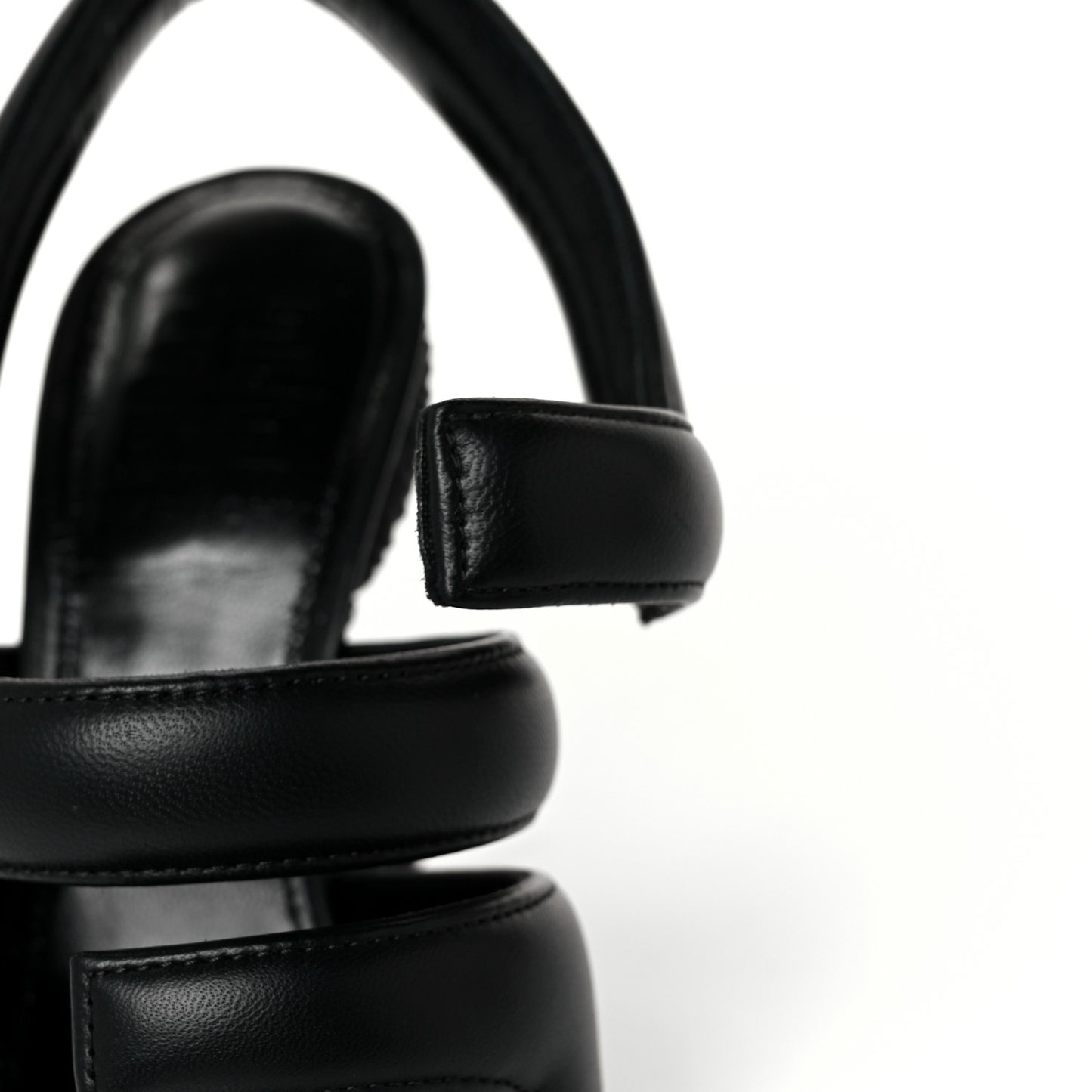 Lambskin 4G Logo Horn Sandals 36 Black