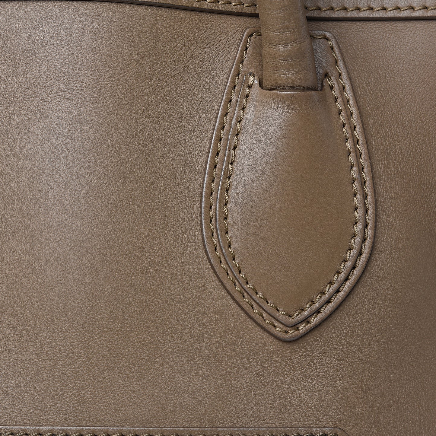 Smooth Calfskin Large Luggage Camel