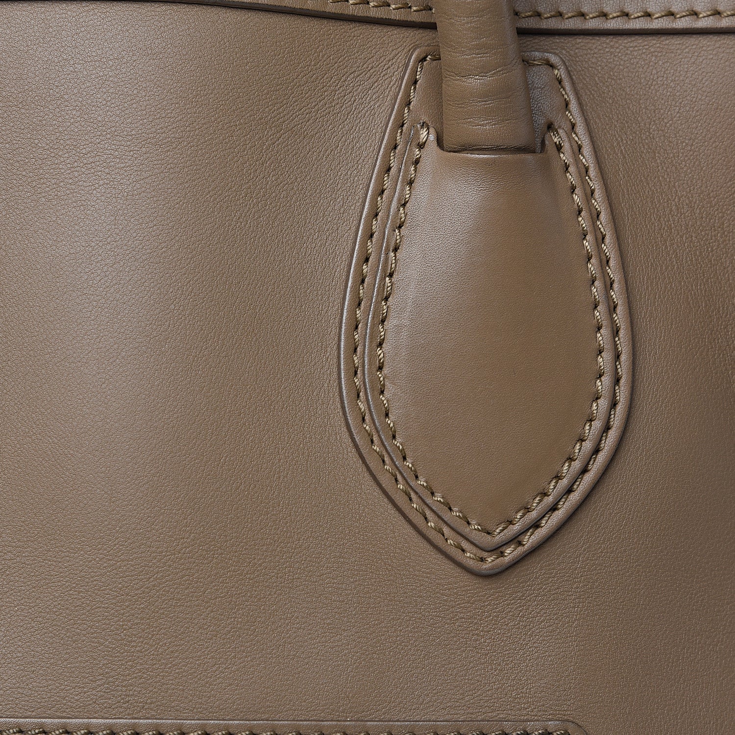 Celine Smooth Calfskin Large Luggage Camel 14 of 16