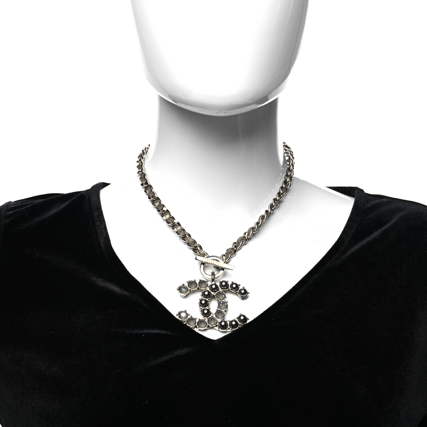 Crystal Pearl Short CC Necklace Silver Ruthenium