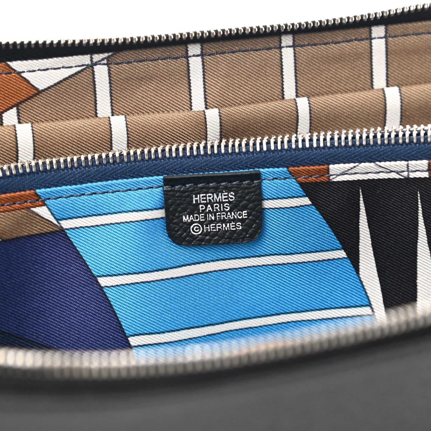 Epsom Silk'In Wallet Black