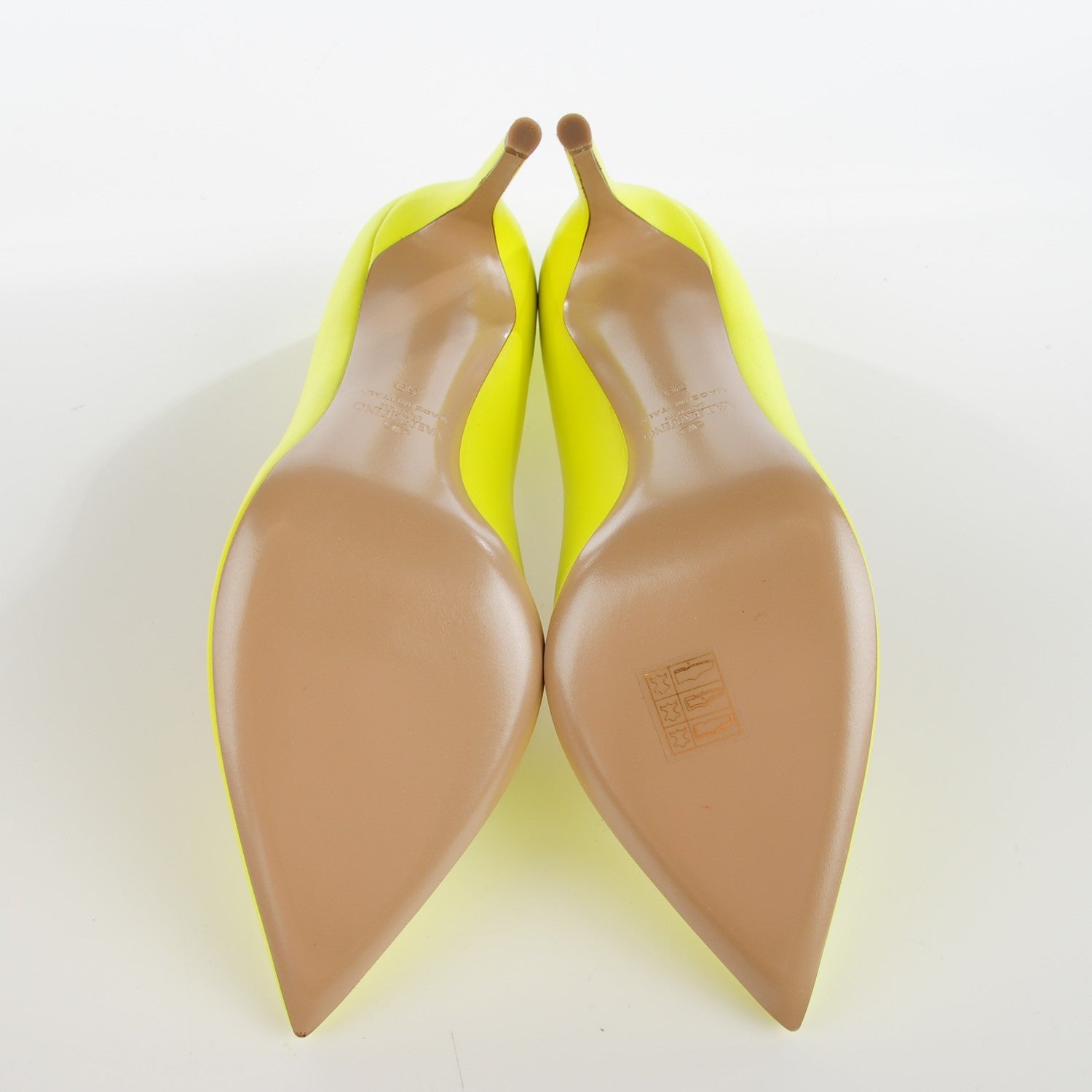 Valentino Garavani Matte Calfskin Rockstud New Plain 100mm Pumps 39 Yellow 5 of 8