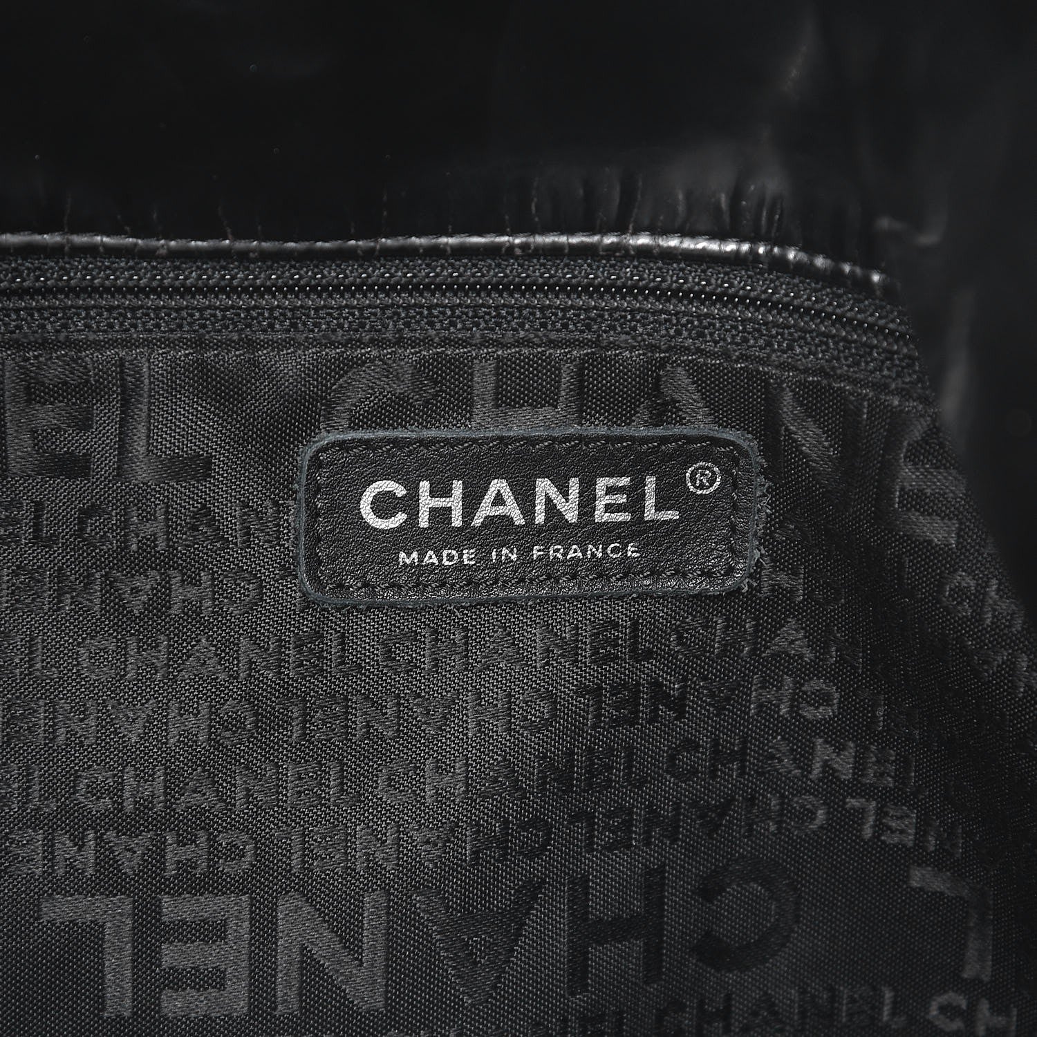 Chanel Vinyl XL Coco Cabas Black 7 of 18
