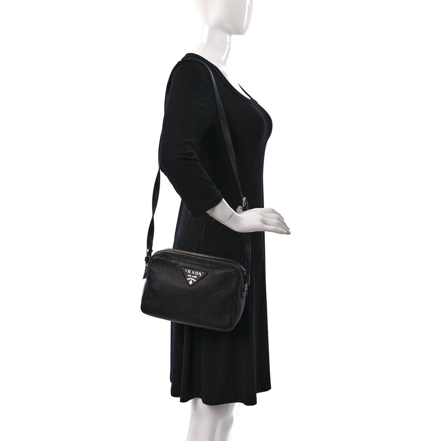 Vitello Daino Soft Medium Double Zip Shoulder Bag Black