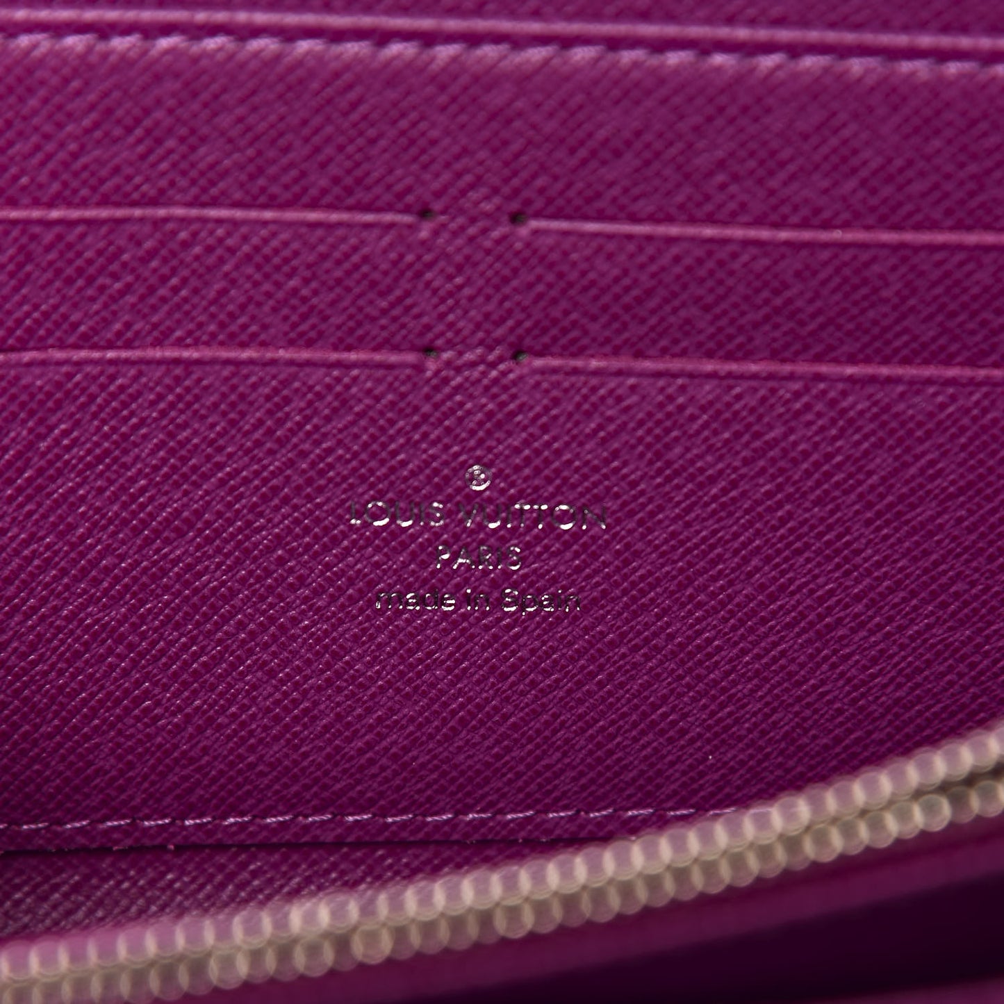 Epi Zippy Wallet Cassis