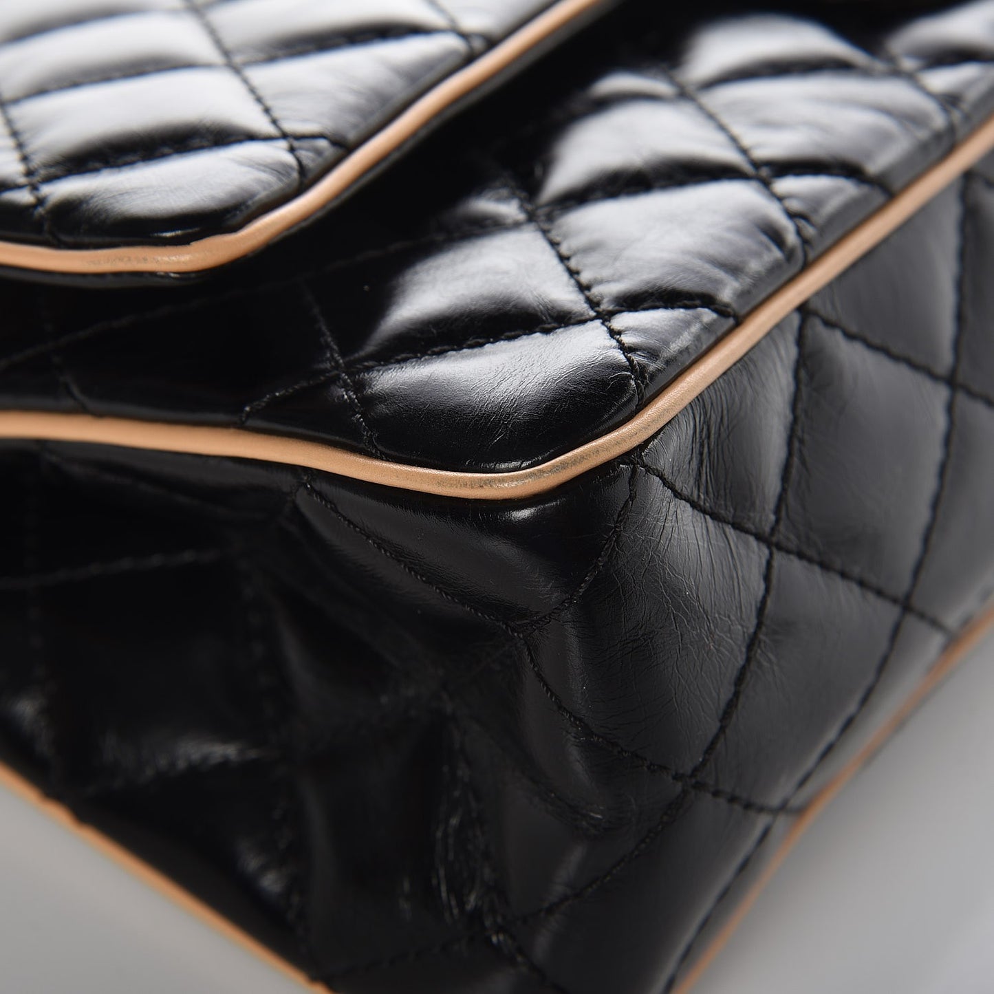 Glazed Calfskin Quilted 2.55 Reissue 226 Flap Black Beige