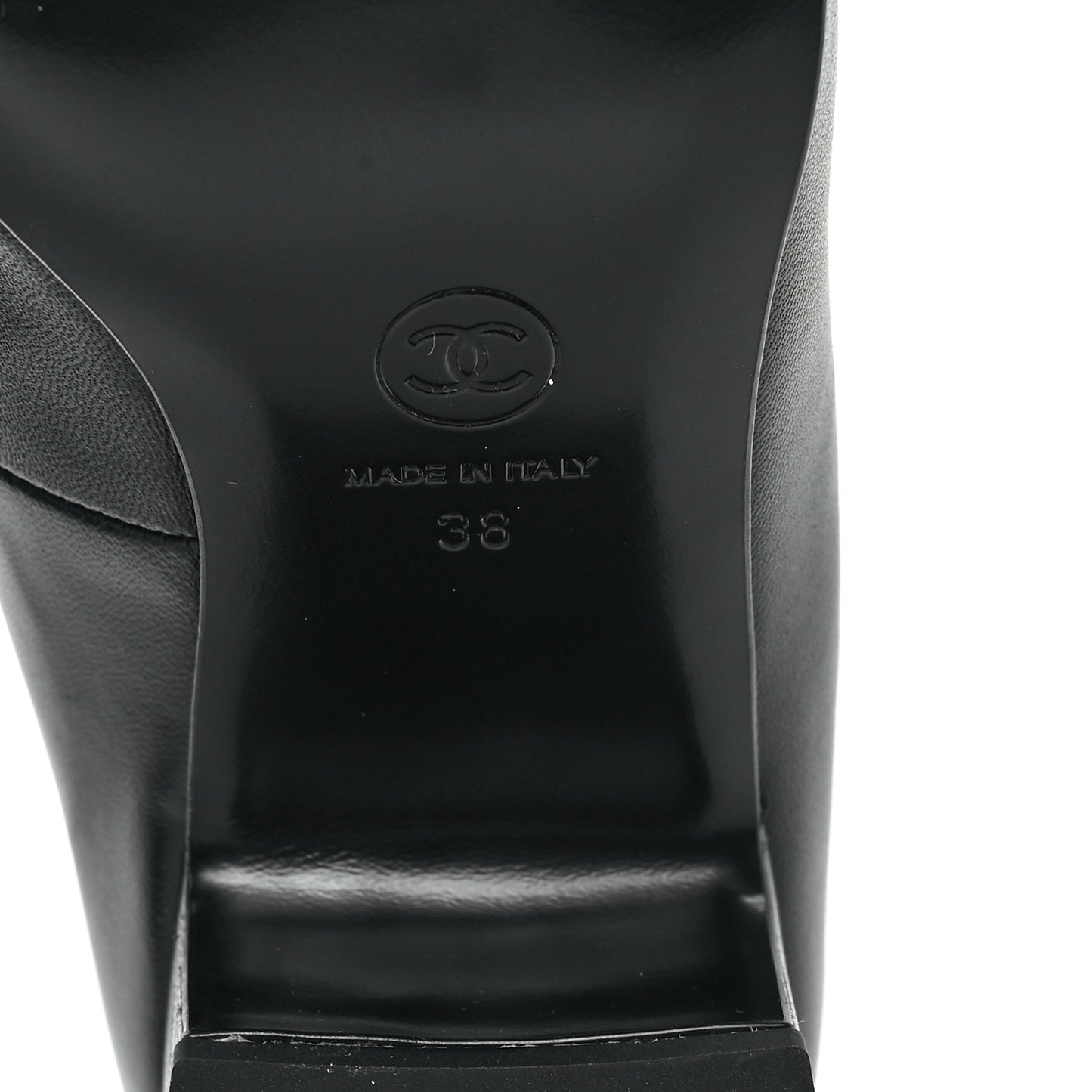 Lambskin Patent Cap Toe CC Mary Jane Pumps 38 Black
