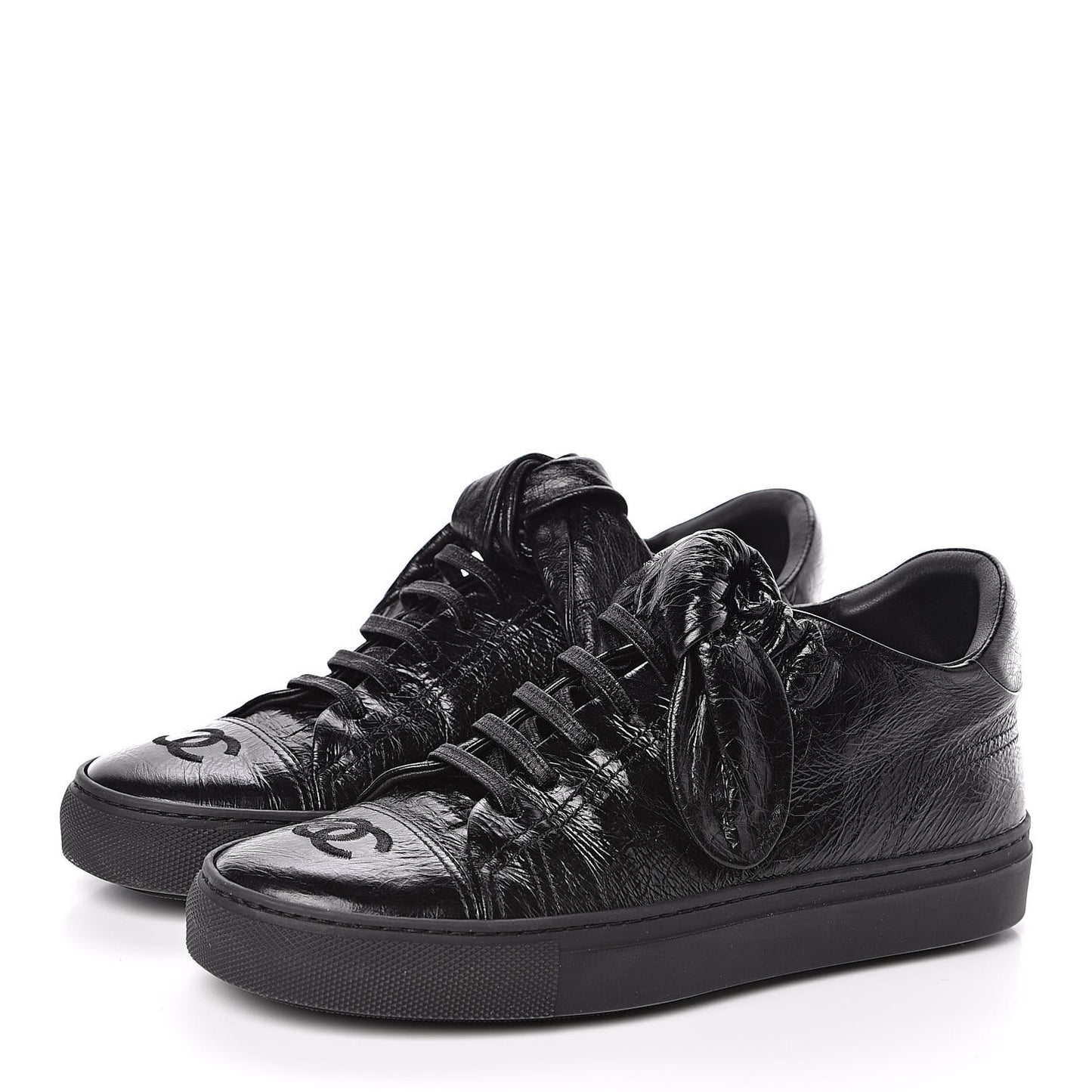Crumpled Calfskin Womens CC Bow Sneakers 37 Black