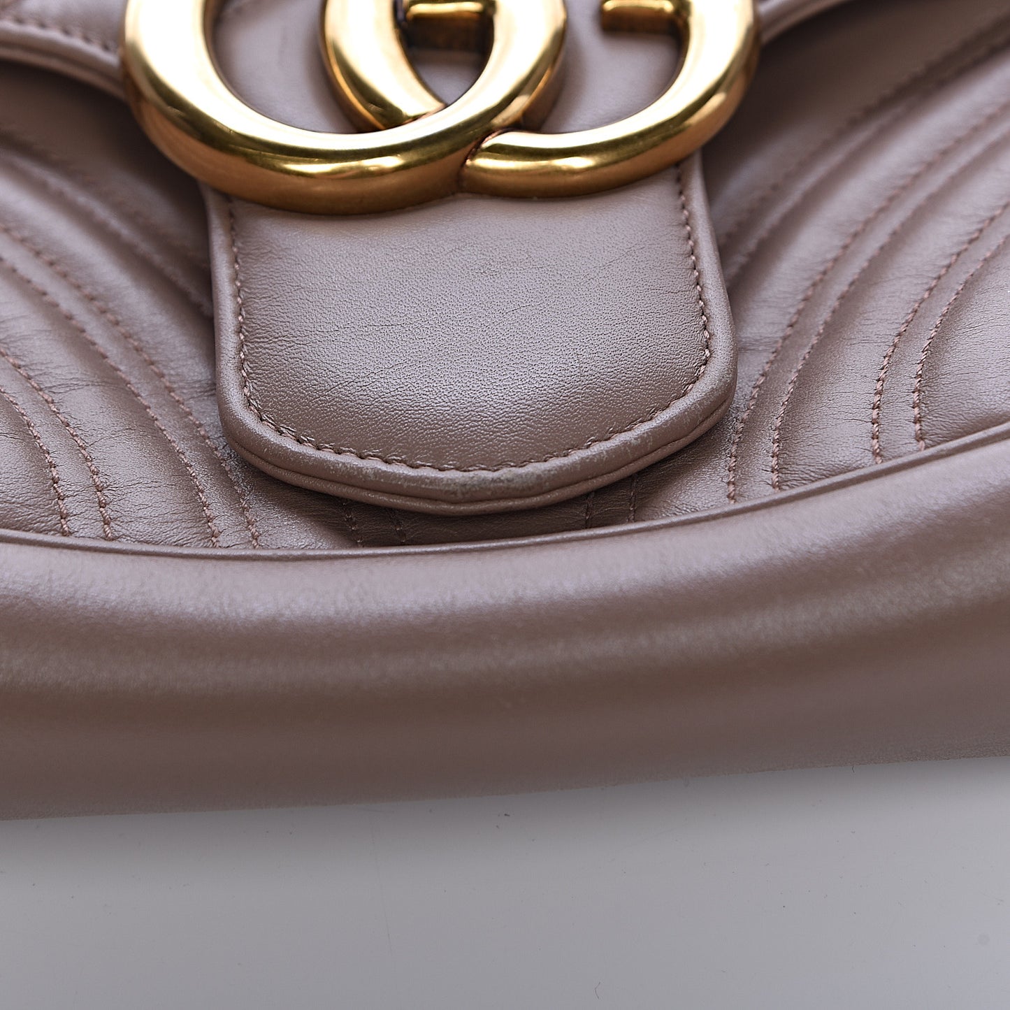 Calfskin Matelasse Medium GG Marmont Shoulder Bag Porcelain Rose