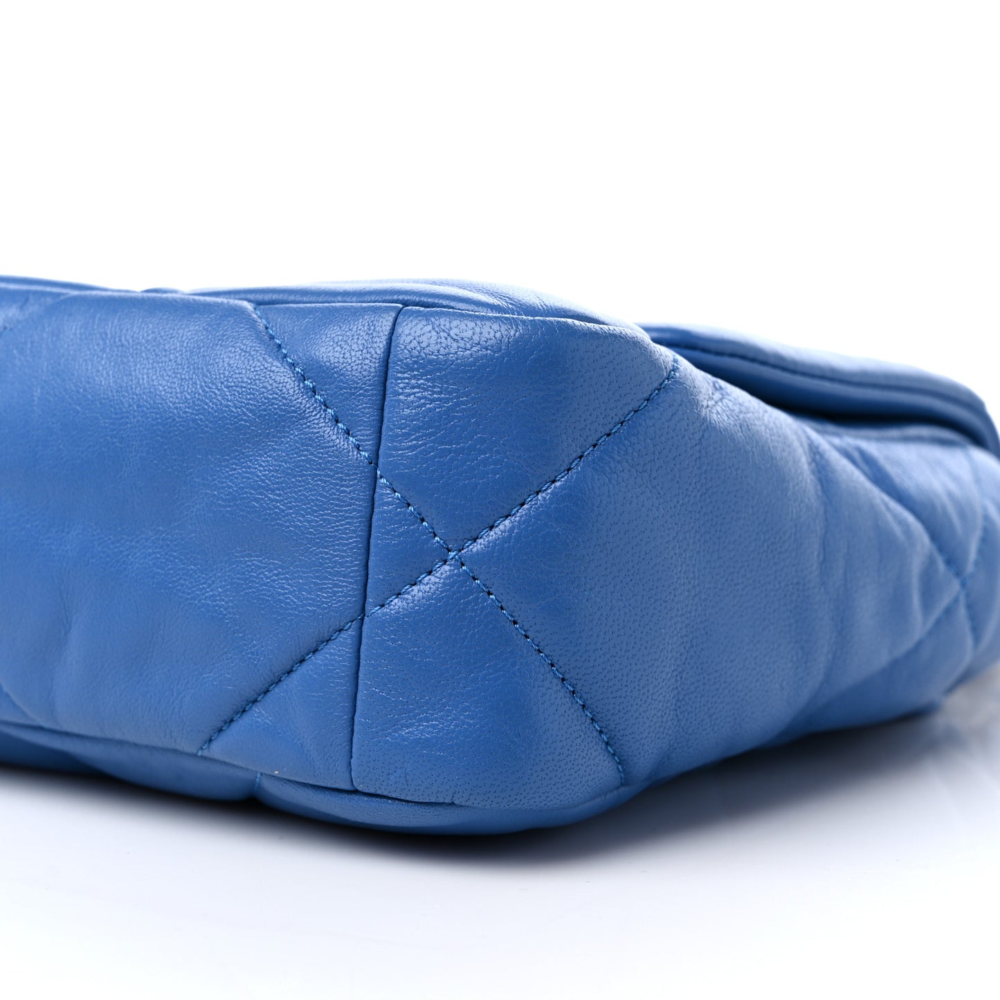 Lambskin Quilted Medium Chanel 19 Flap Blue