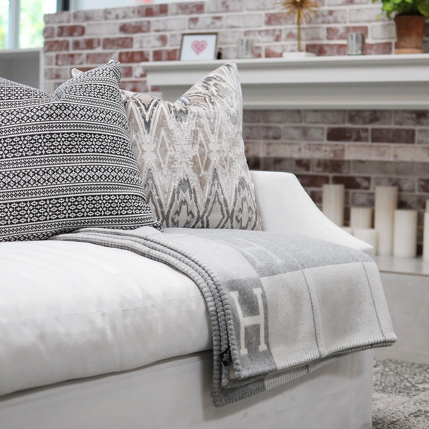 Wool Cashmere Avalon III Blanket Ecru Gris Clair