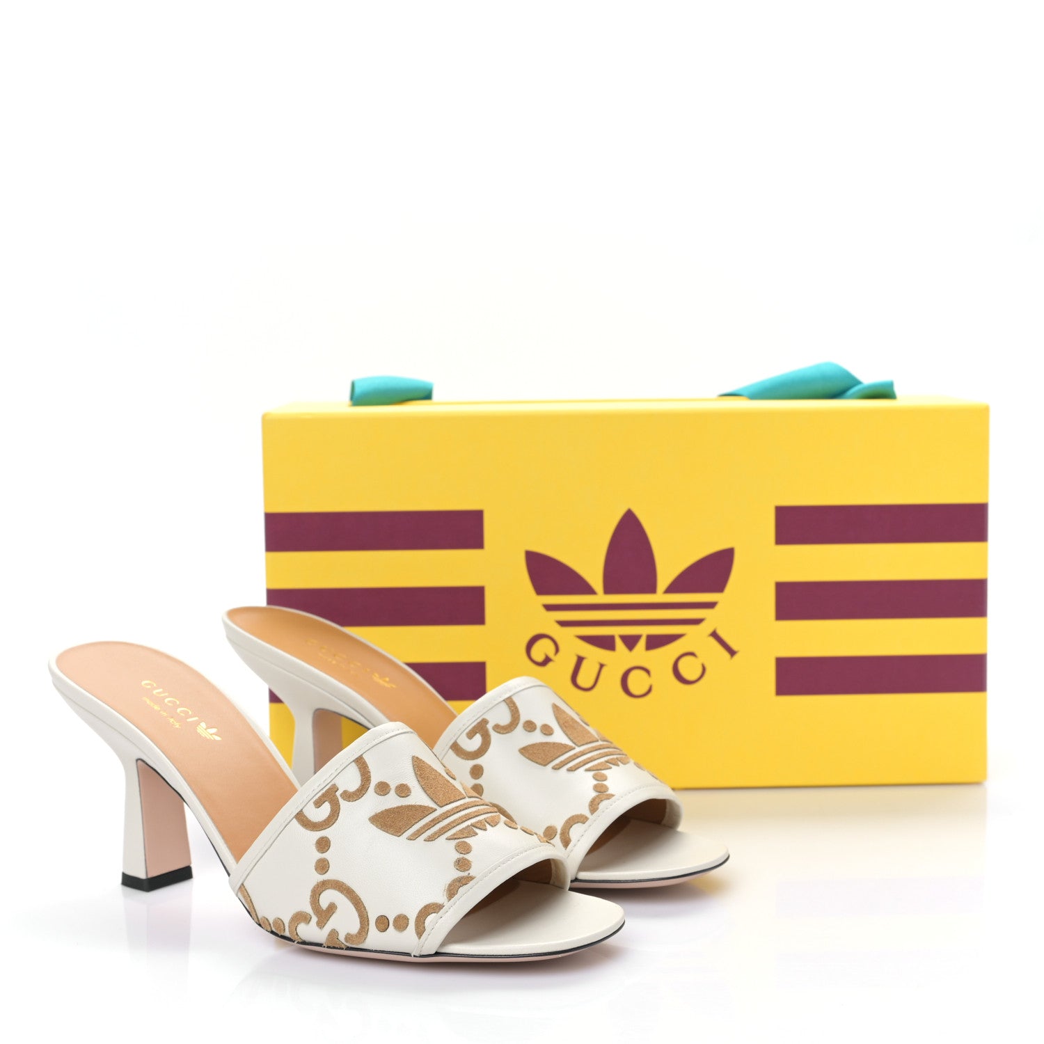 Gucci X ADIDAS Nappa Suede Monogram Jumbo GG Trefoil 75mm Slide Sandals 39.5 New Mystic White Sand 9 of 9