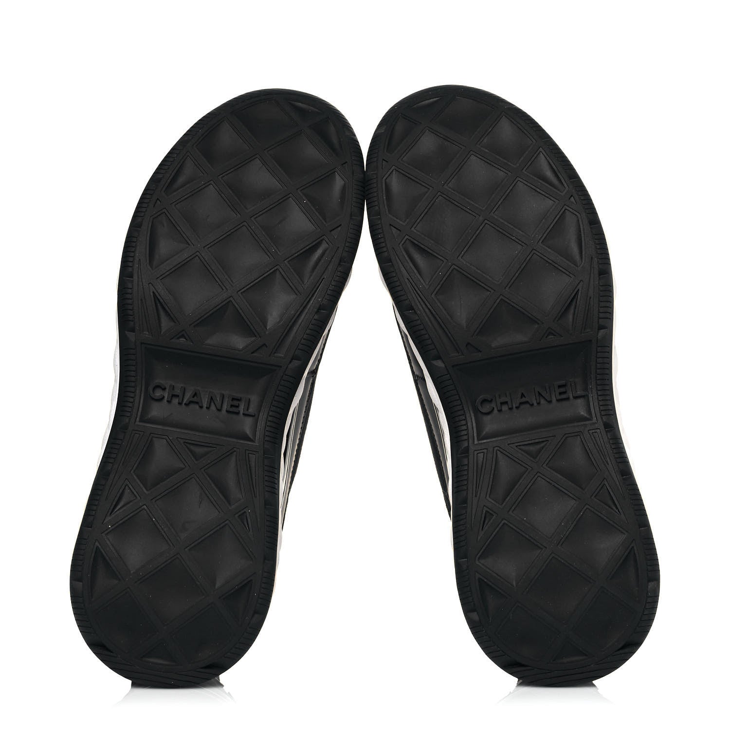 Chanel Velvet Calfskin Mixed Fibers CC Sneakers 38 Black 5 of 7