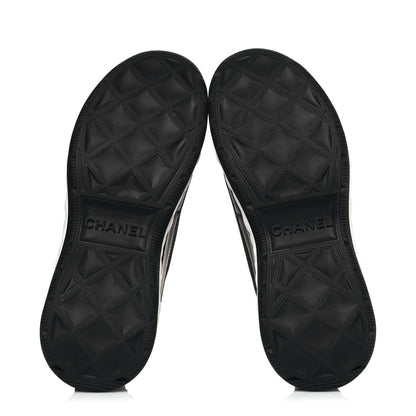 Chanel Velvet Calfskin Mixed Fibers CC Sneakers 38 Black 5 of 7