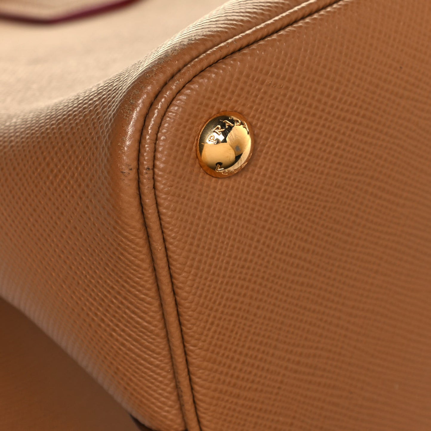 Saffiano Cuir Small Double Bag Caramel Fuoco