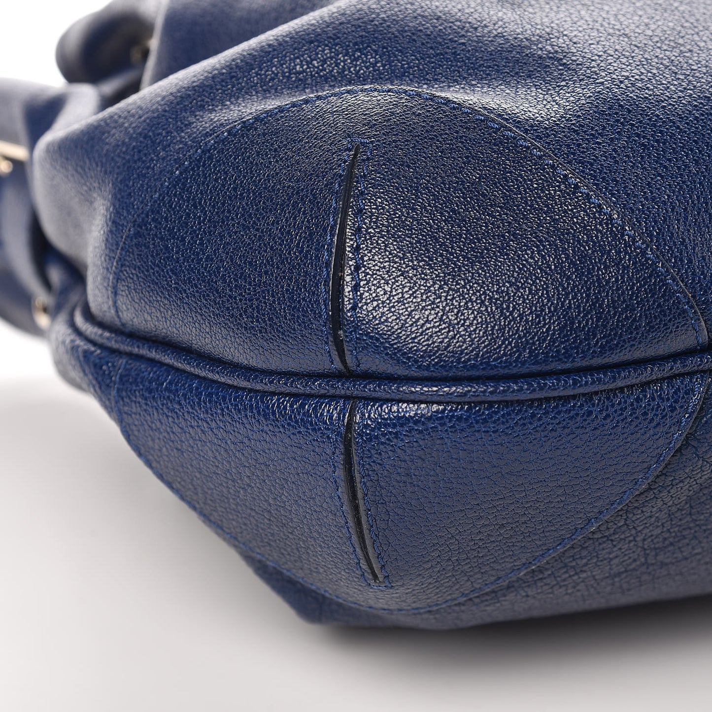 Grainy Calfskin Medium Wilenmore Hobo Blue