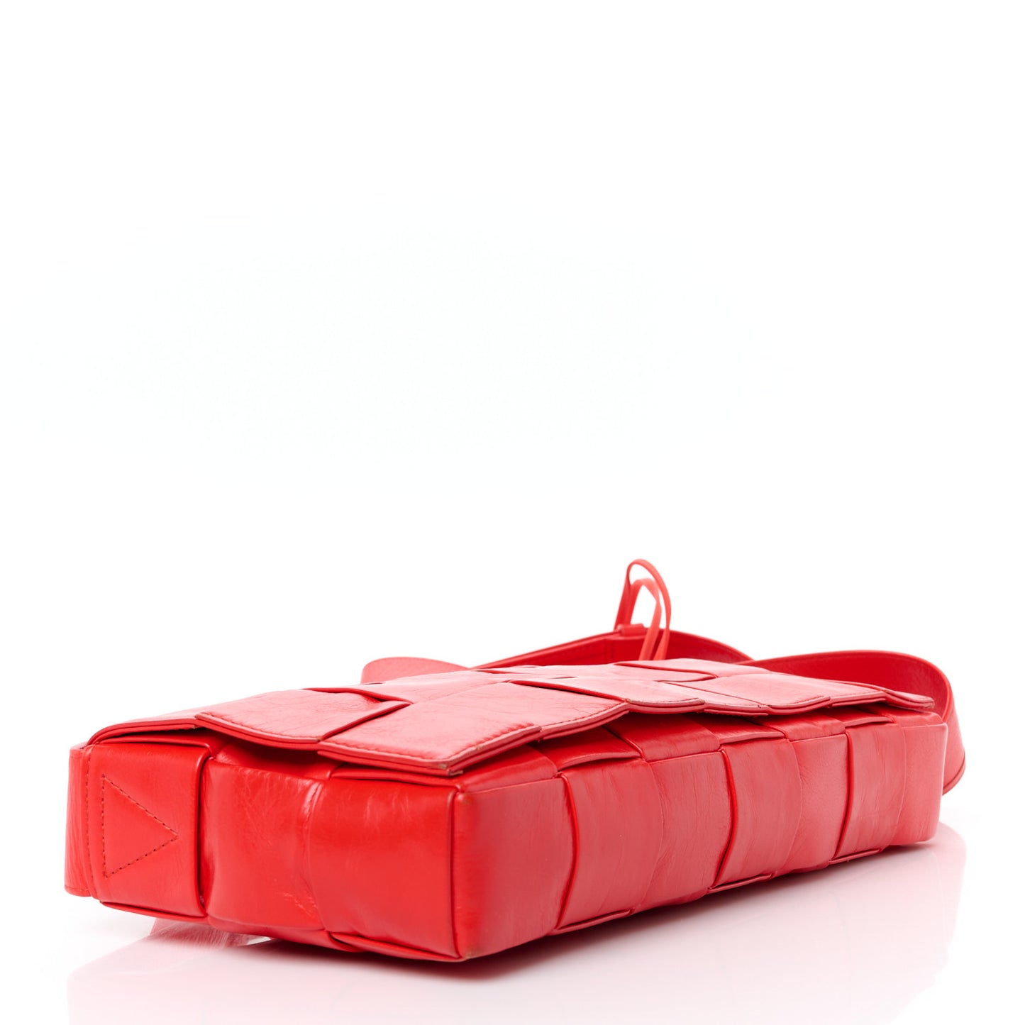 Paper Calfskin Intrecciato Stretch Cassette Bright Red