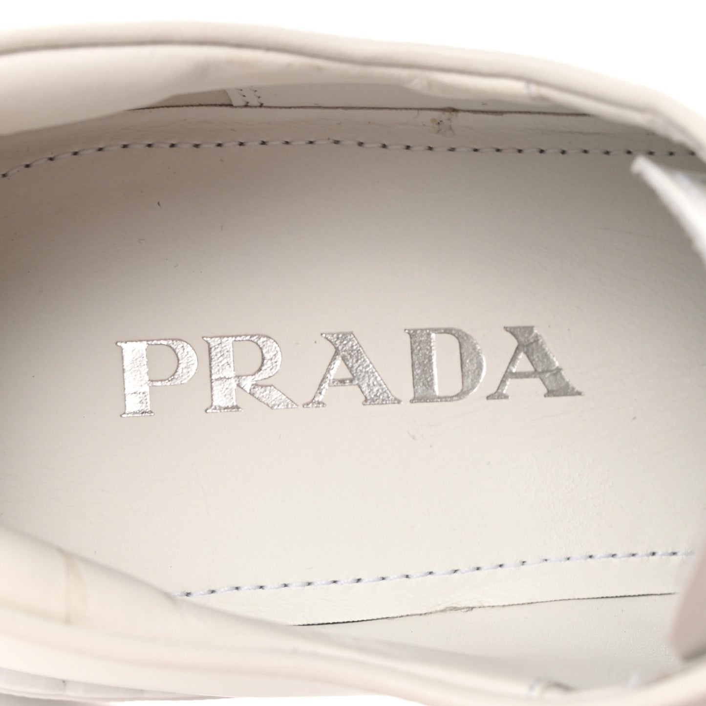 Spazzolato Rubber Triangle Logo 50mm Derby Loafers 40 White