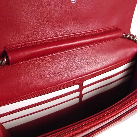 Lambskin Quilted Wallet On Chain Red