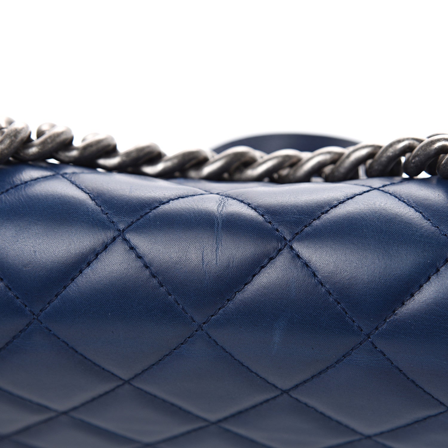 Chanel Caviar Iridescent Calfskin Quilted Medium Daily Carry Messenger Navy 11 of 13