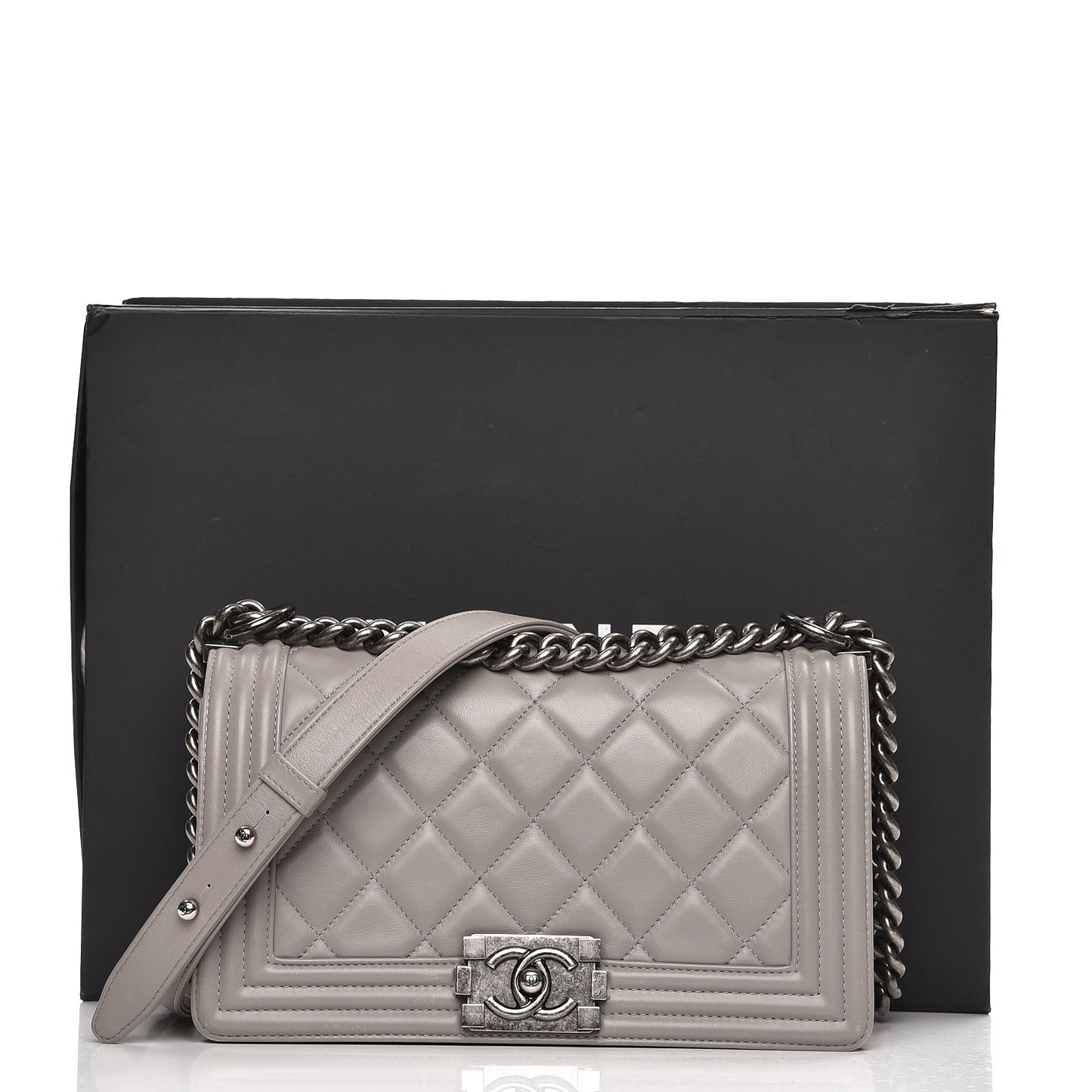 Lambskin Quilted Medium Boy Flap Grey