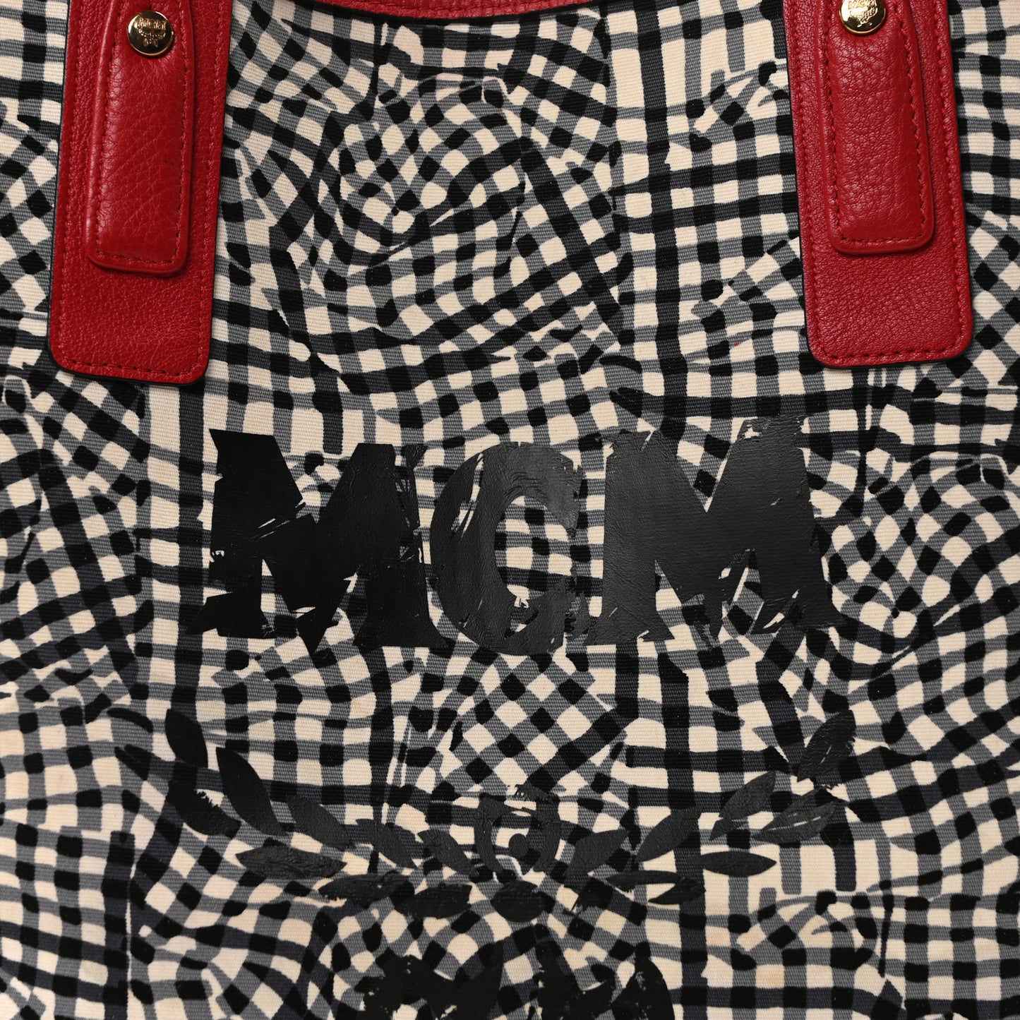 Visetos Medium Liz Reversible Shopper Tote Ruby Red
