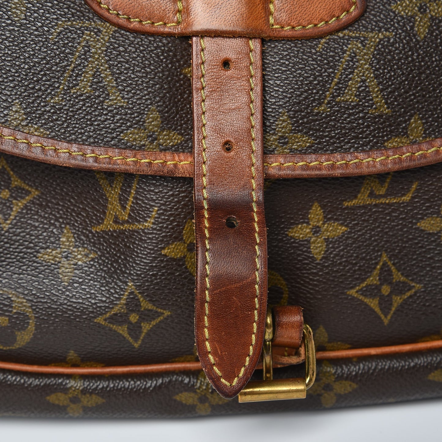 Monogram Saumur 30