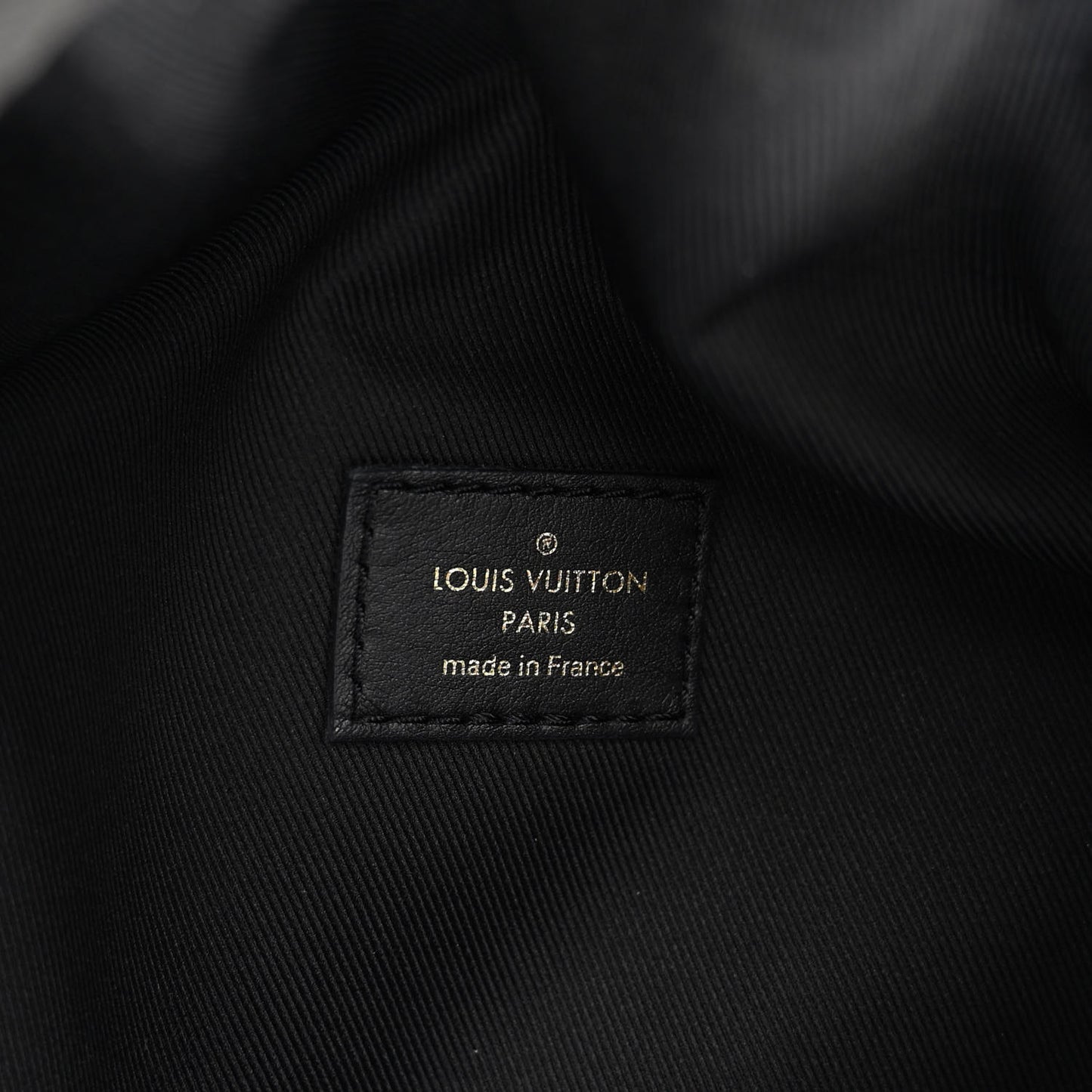 Calfskin Quilted New Wave Bumbag Black