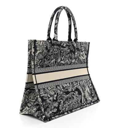 Christian Dior Canvas Embroidered Large Dioriviera Toile De Jouy Reverse Book Tote Blue 3 of 9