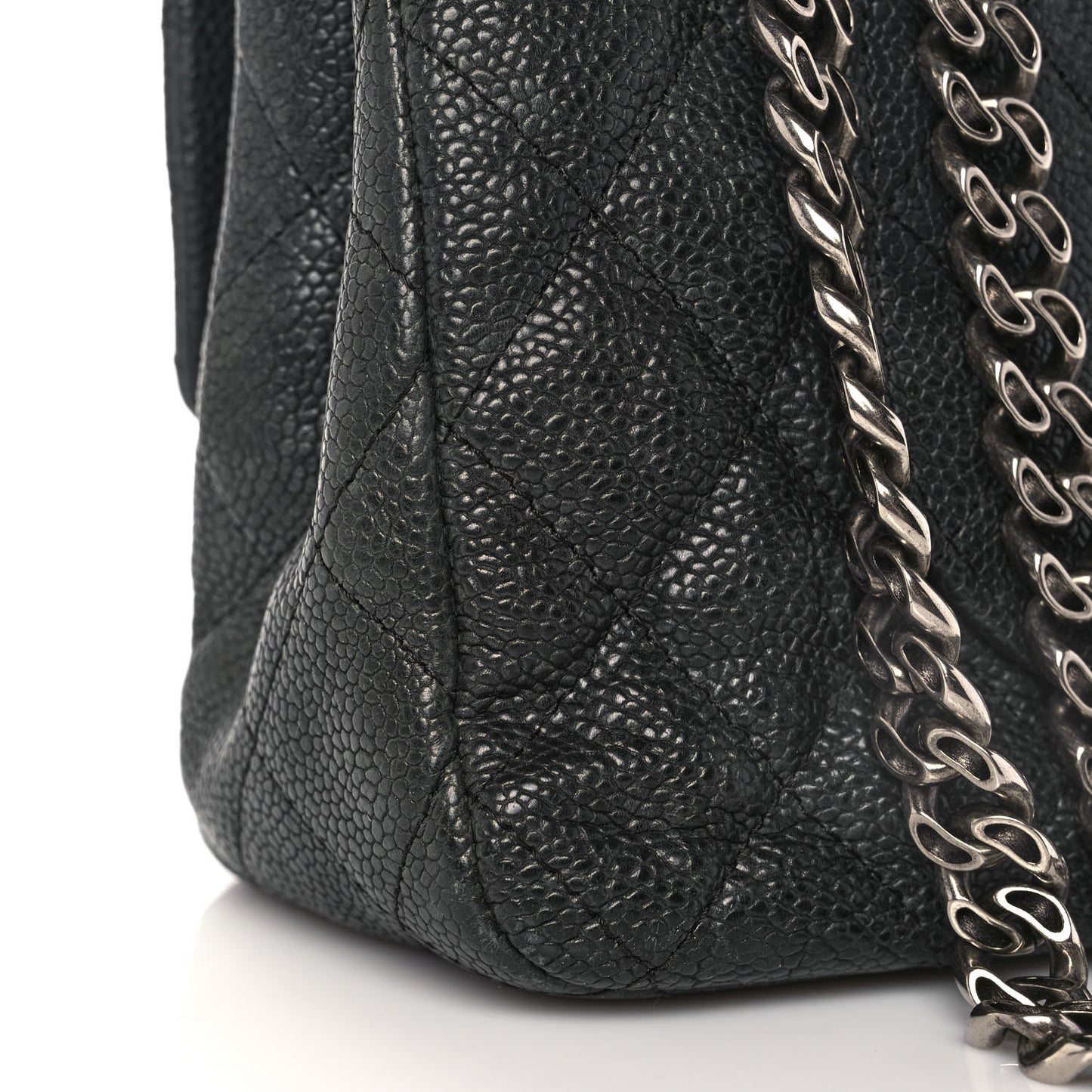 Washed Caviar Quilted 2.55 Reissue 225 Bijoux Chain Flap Black