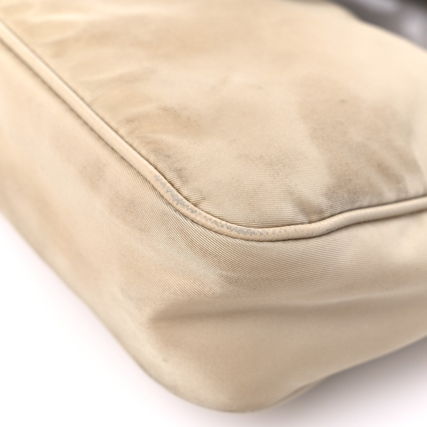 Nylon Re-Edition 2005 Shoulder Bag Cammeo