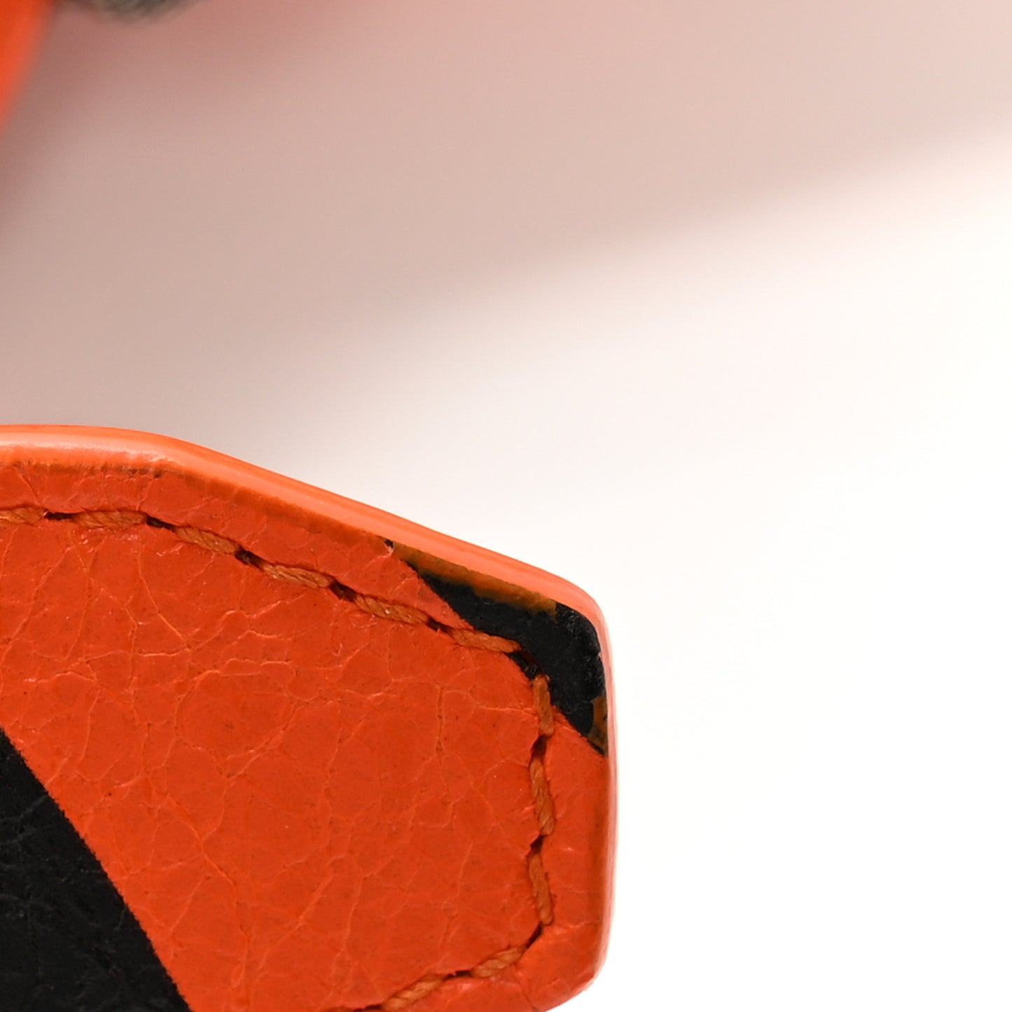 Agneau Arena Le Cagole Shoulder Bag XS Orange Black