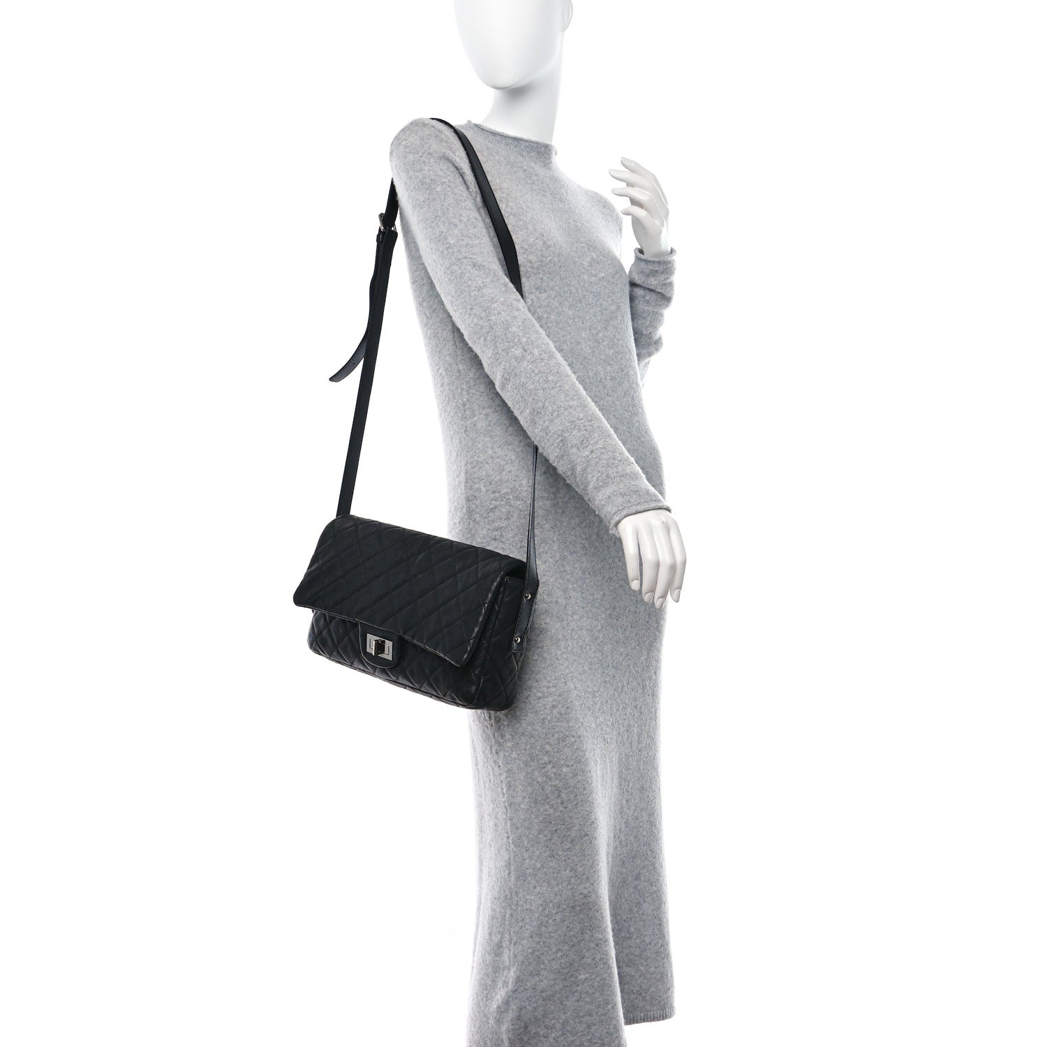 Chanel Calfskin Quilted Jumbo Easy Reissue Messenger Flap Black 2 of 12