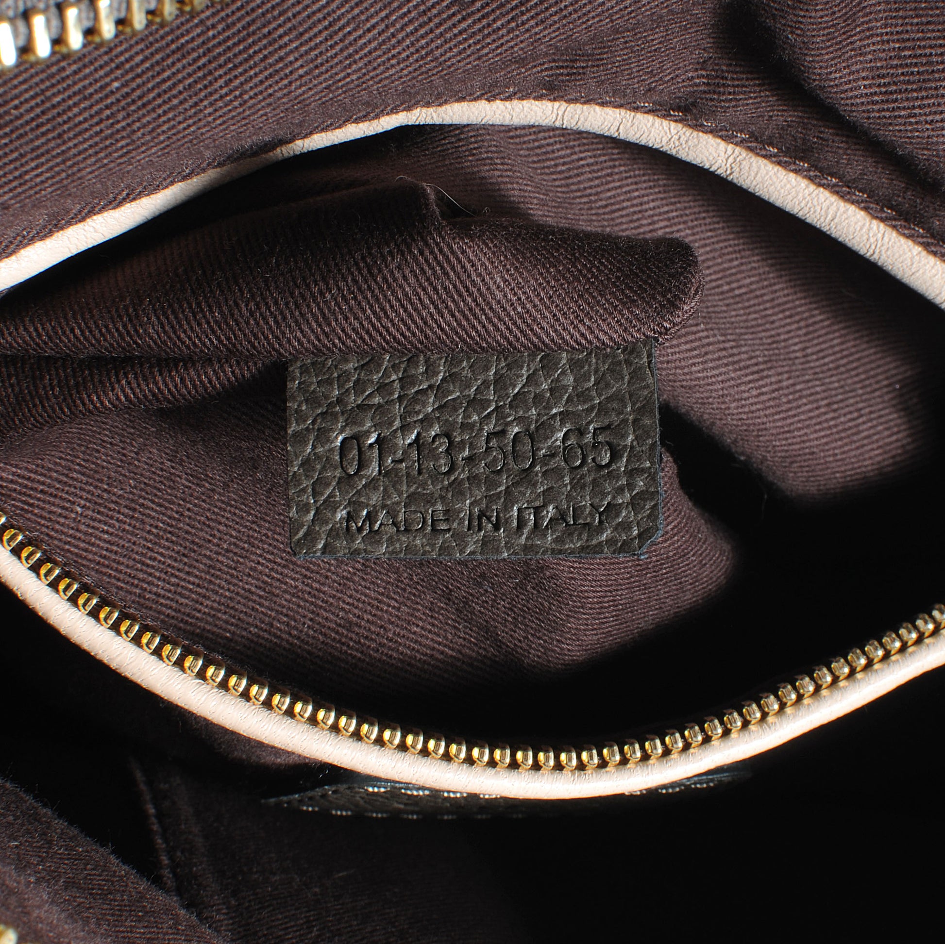 Chloe Calfskin Medium Paraty Rock 8 of 8