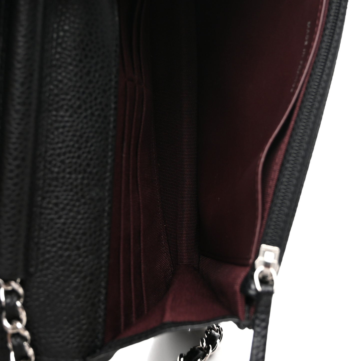 Caviar Quilted Wallet on Chain WOC Black