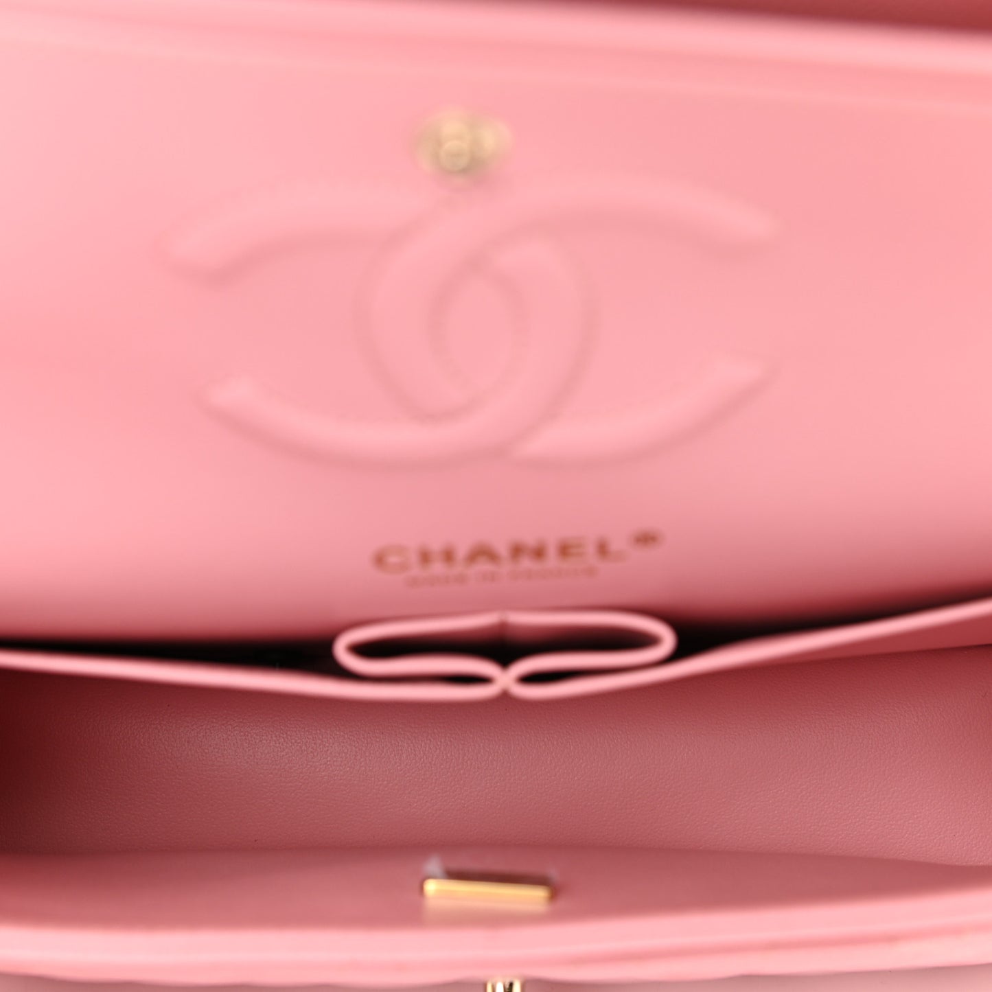 Caviar Quilted Medium Double Flap Pink