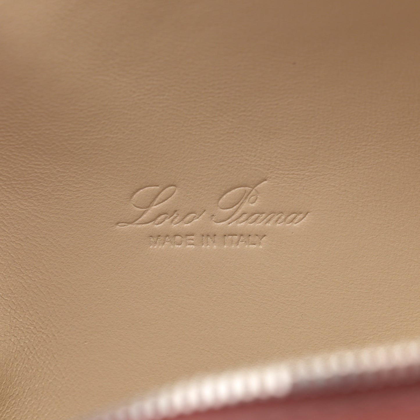 Grained Calfskin L19 Extra Pocket Pouch Kummel