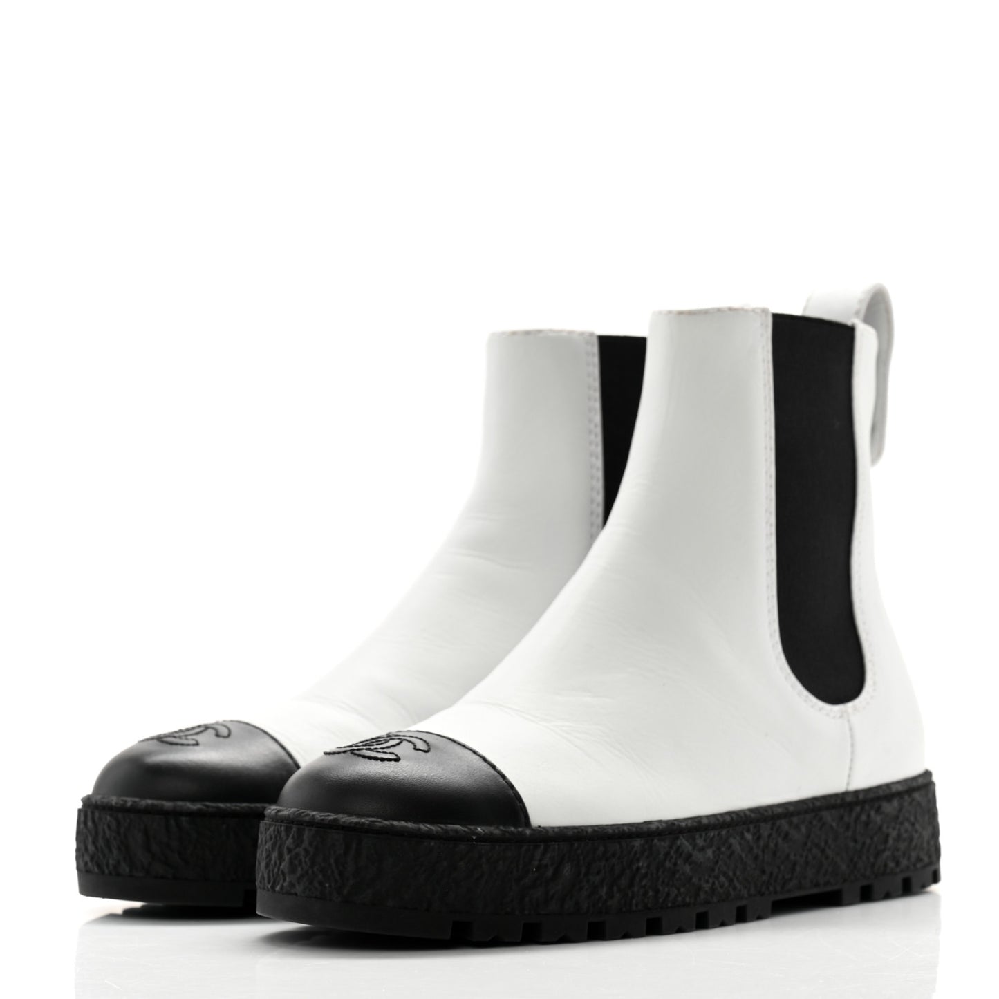 Calfskin Cap Toe CC Ankle Boots 38.5 White Black