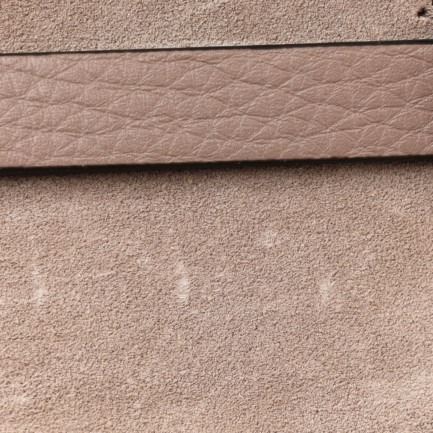 Pebbled Calfskin Medium Rockstud Flip Lock Crossbody Bag Clay