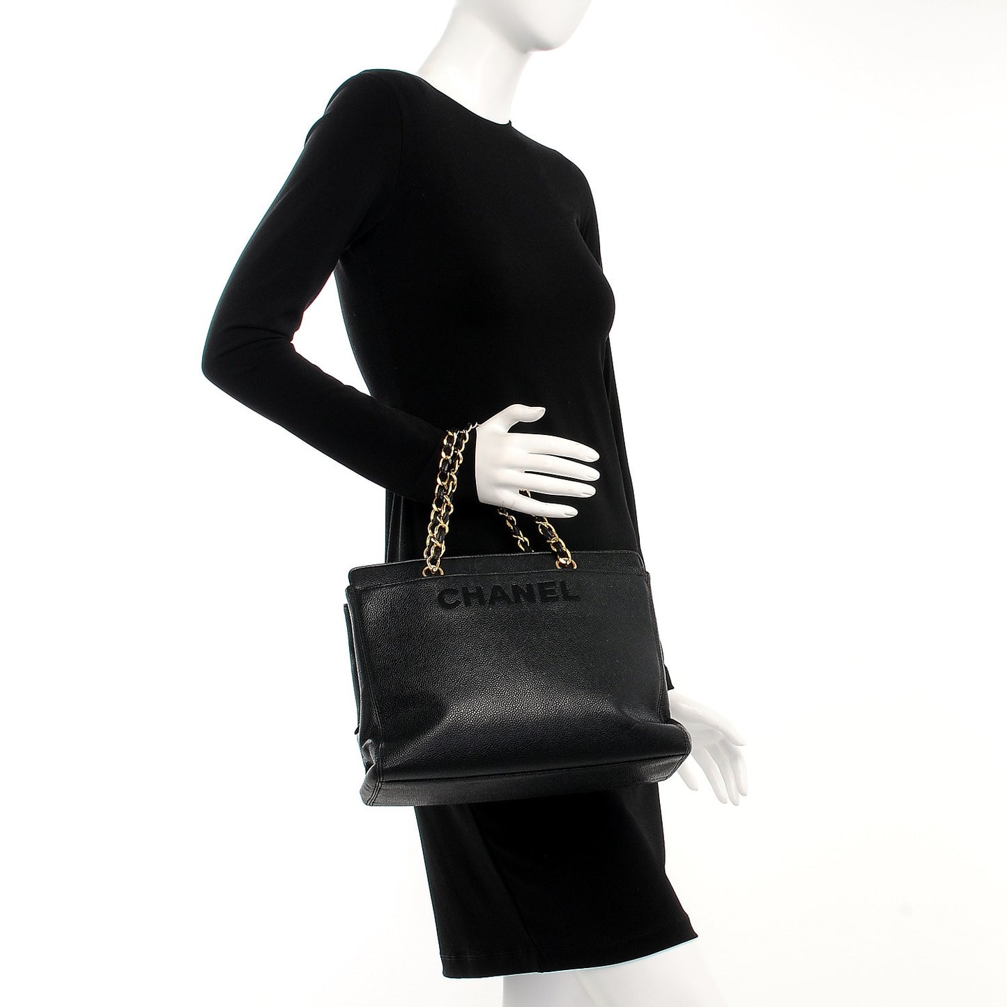 Caviar Shoulder Bag Black