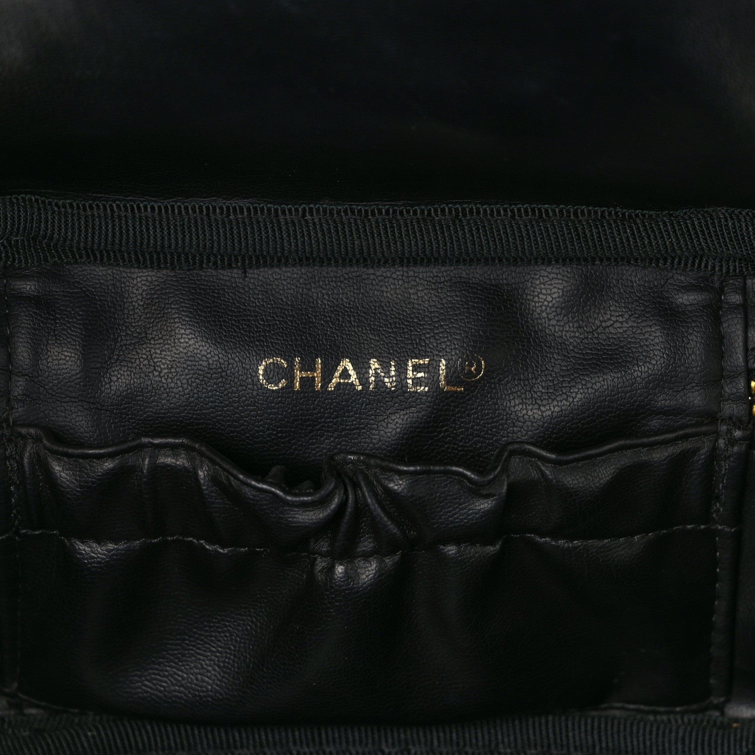 Chanel Caviar CC Vanity Cosmetic Case Black 6 of 9